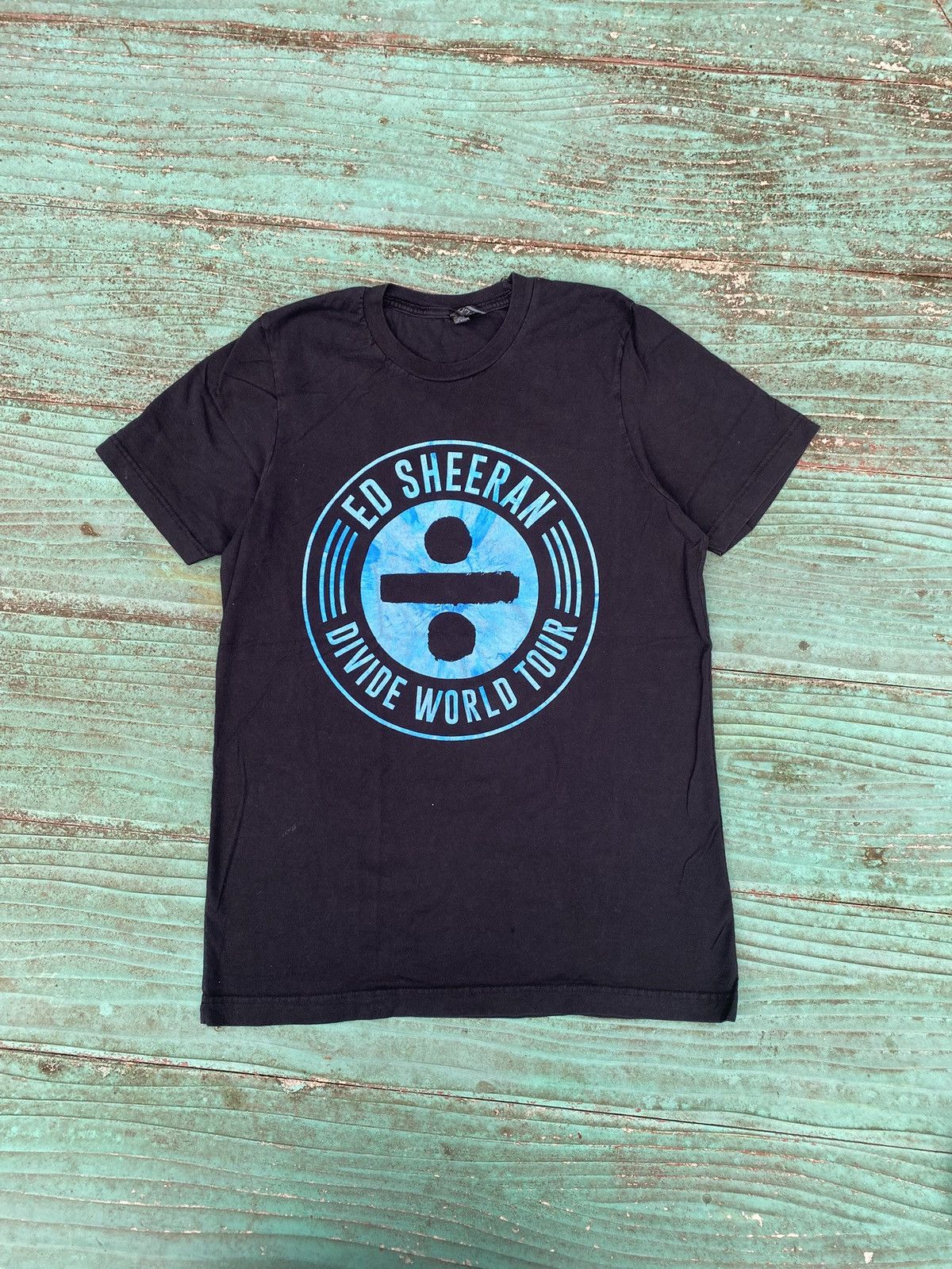 Other Ed sheeran divide world tour Size US L / EU 52-54 / 3 - 1 Thumbnail