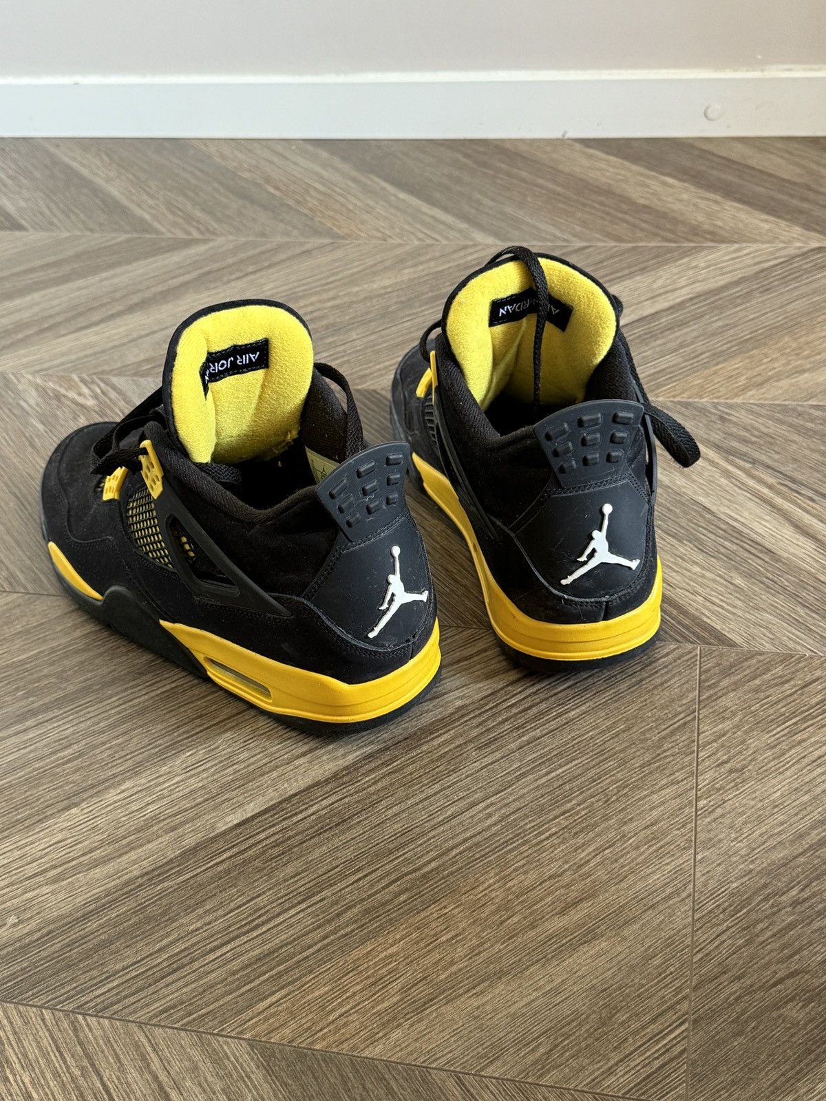 Jordan Brand Air Jordan 4 Retro Thunder Size US 12 / EU 45 - 2 Thumbnail
