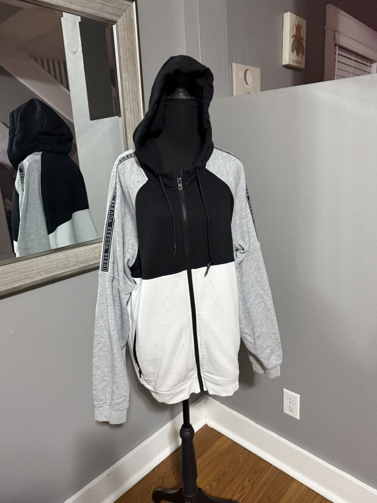 Guess Guess Color Block Full Zip Hooded Sweater Jacket Size XL. Size US XL / EU 56 / 4 - 1 Thumbnail