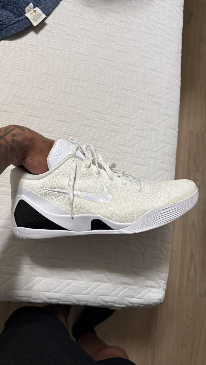 Nike Nike Kobe 9 Elite Protro “White Halo” Size US 12.5 / EU 45-46 - 1 Thumbnail