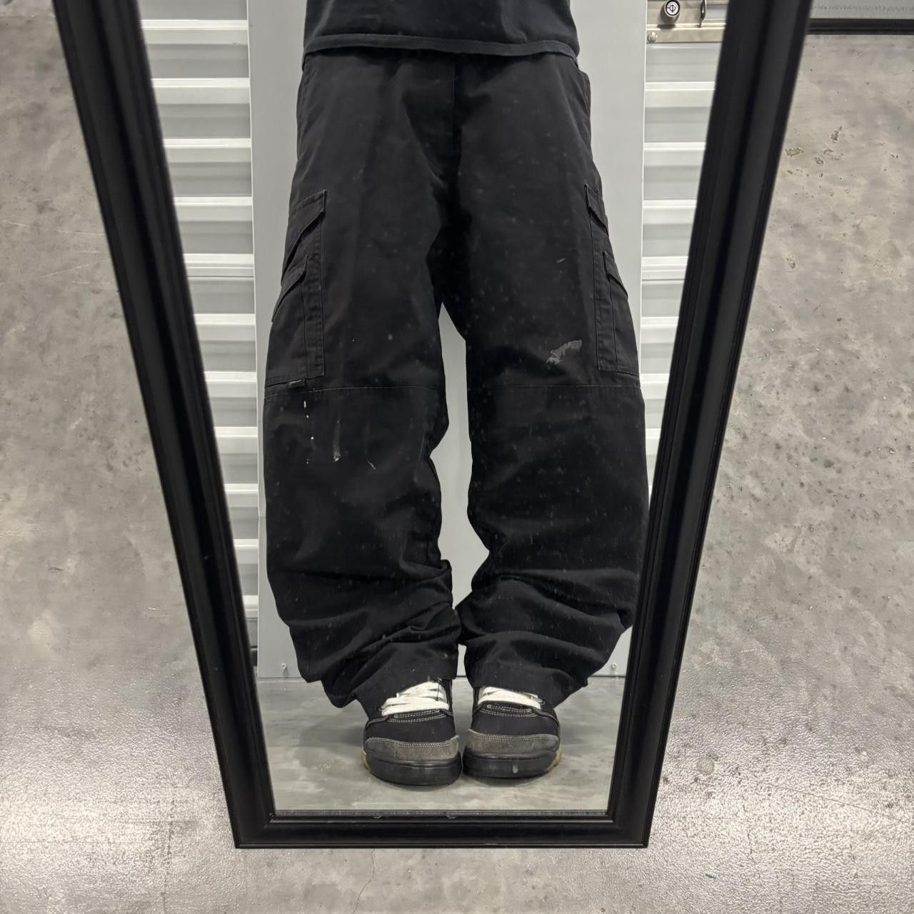 Japanese Brand × Vintage Crazy Vintage Y2K/2000s Baggy Black Streetwear Workwear Skater Cargo Pants! Size US 34 / EU 50 - 1 Thumbnail