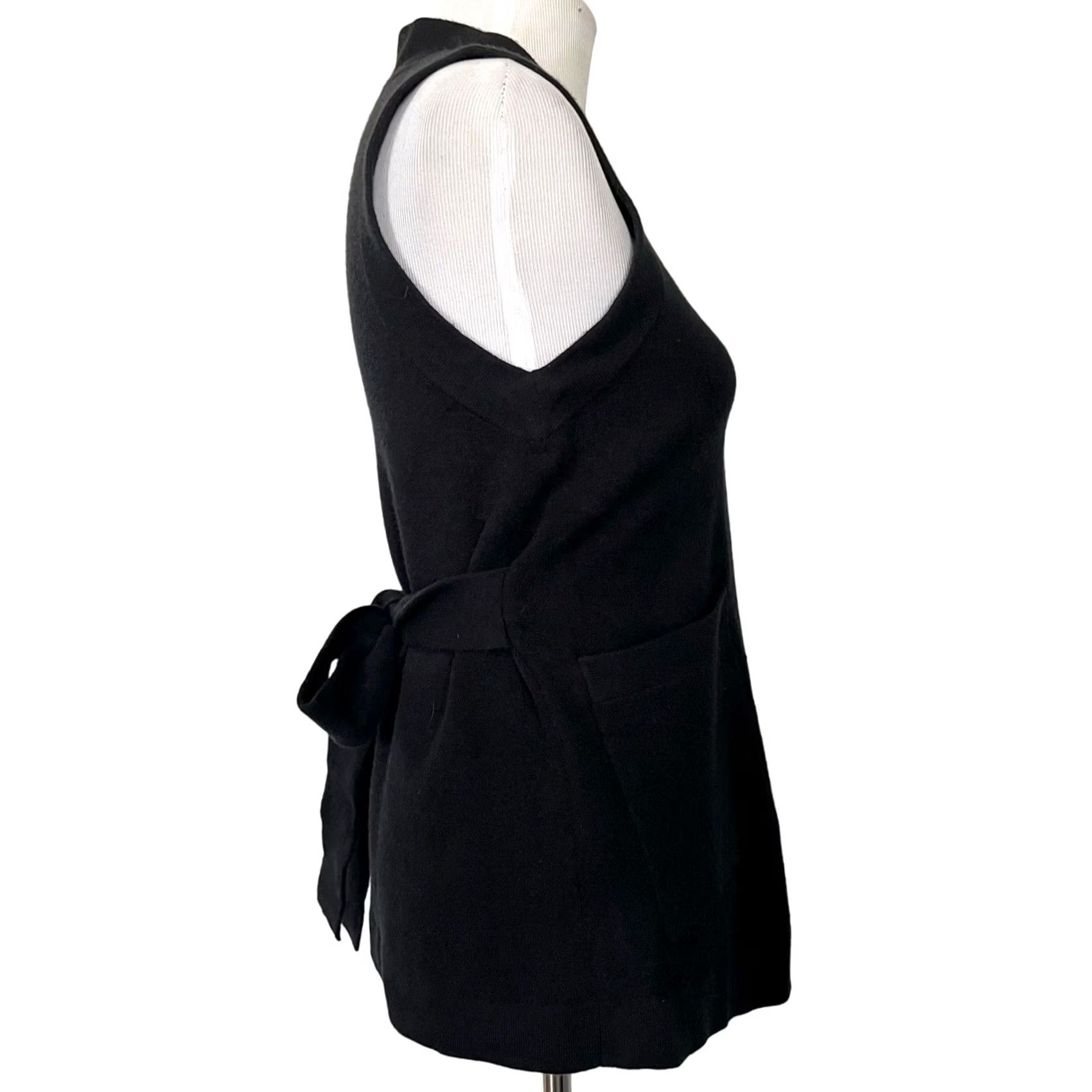 Anthropologie Anthropologie Vest Sweater Belted V-Neck Sleeveless Pockets Women’s XS Black Belted V-Neck Vest Women’s XS Black Size XS / US 0-2 / IT 36-38 - 5 Thumbnail