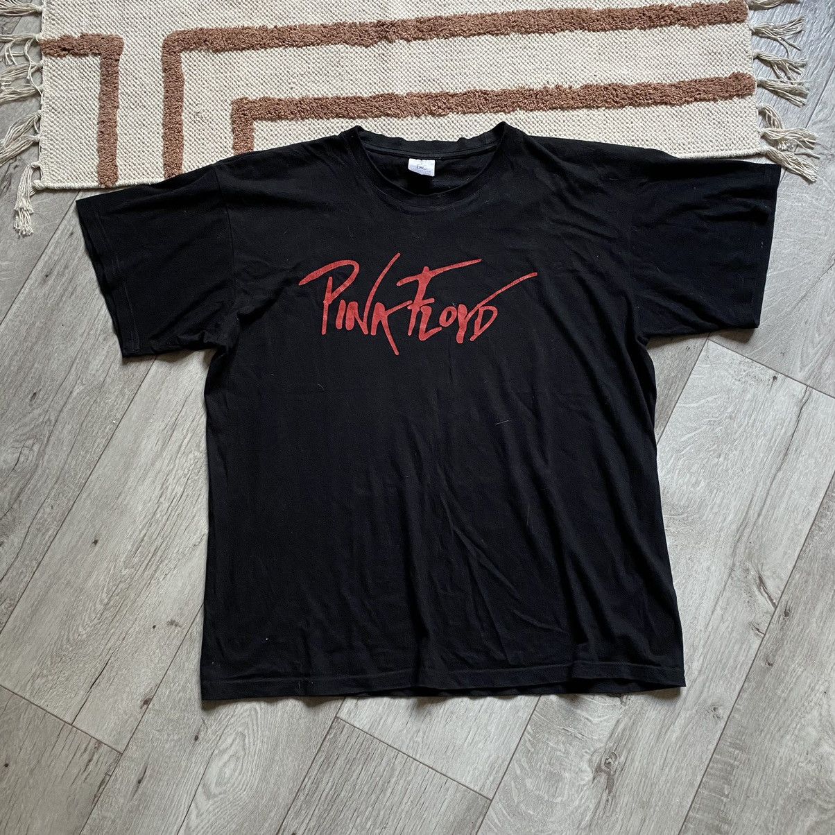 Band Tees × Vintage PINK FLOYD Y2K THE WALL DOUBLE SIDE PRINT T SHIRT Size US L / EU 52-54 / 3 - 1 Thumbnail