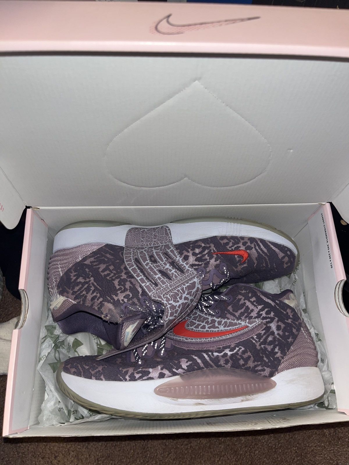 Nike KD14 NRG ‘Valentine’s Day’ Size US 11.5 / EU 44-45 - 1 Thumbnail