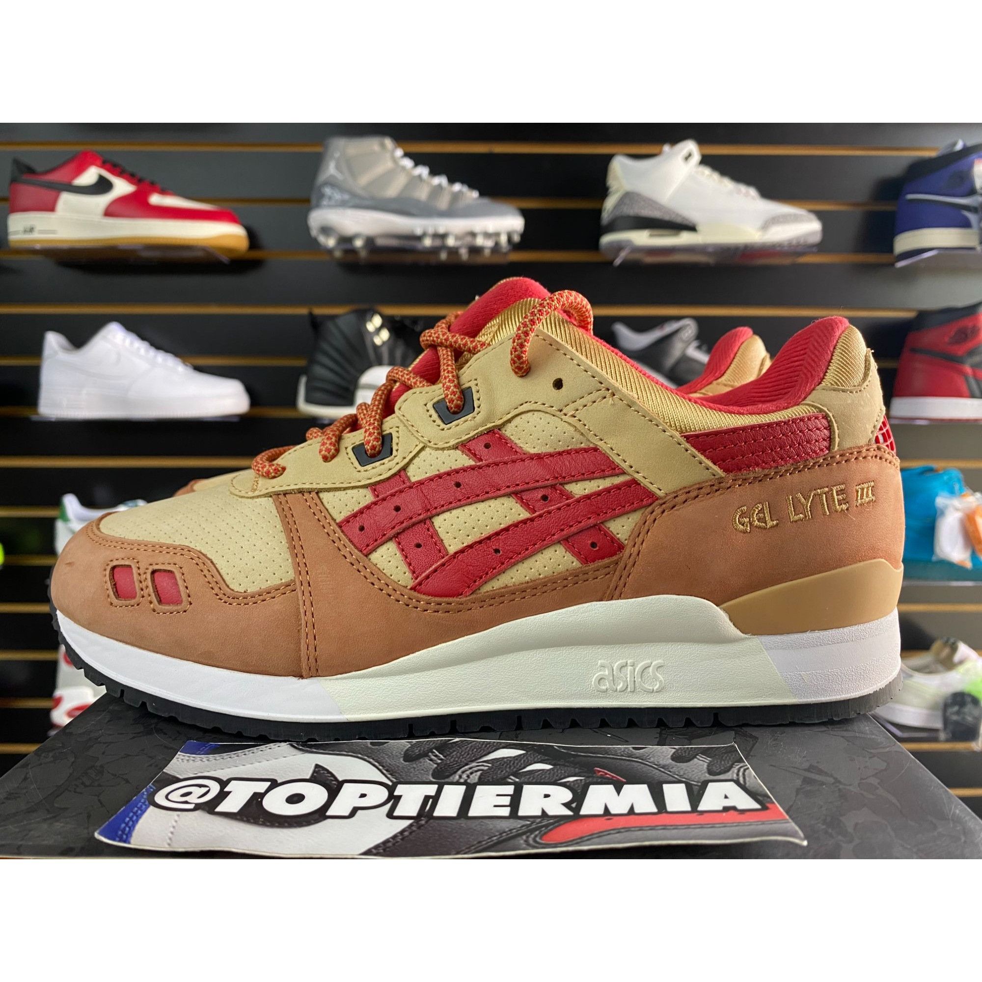 Asics ASICS GEL LYTE 3 X KITH X MARVEL REMASTERD GAMBIT SZ 9 BRAND Size US 9 / EU 42 - 3 Thumbnail