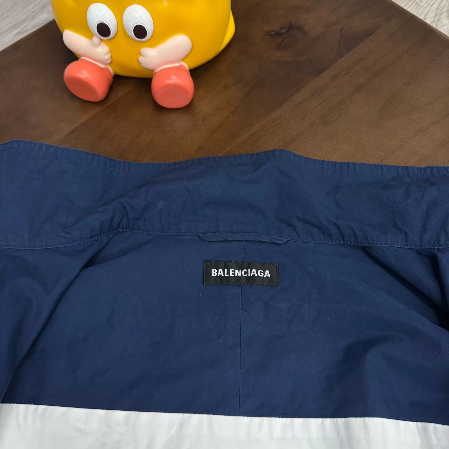 Balenciaga Balenciaga Blue/White Embroidered Colorblock Shell 44 Mint Size US S / EU 44-46 / 1 - 3 Thumbnail