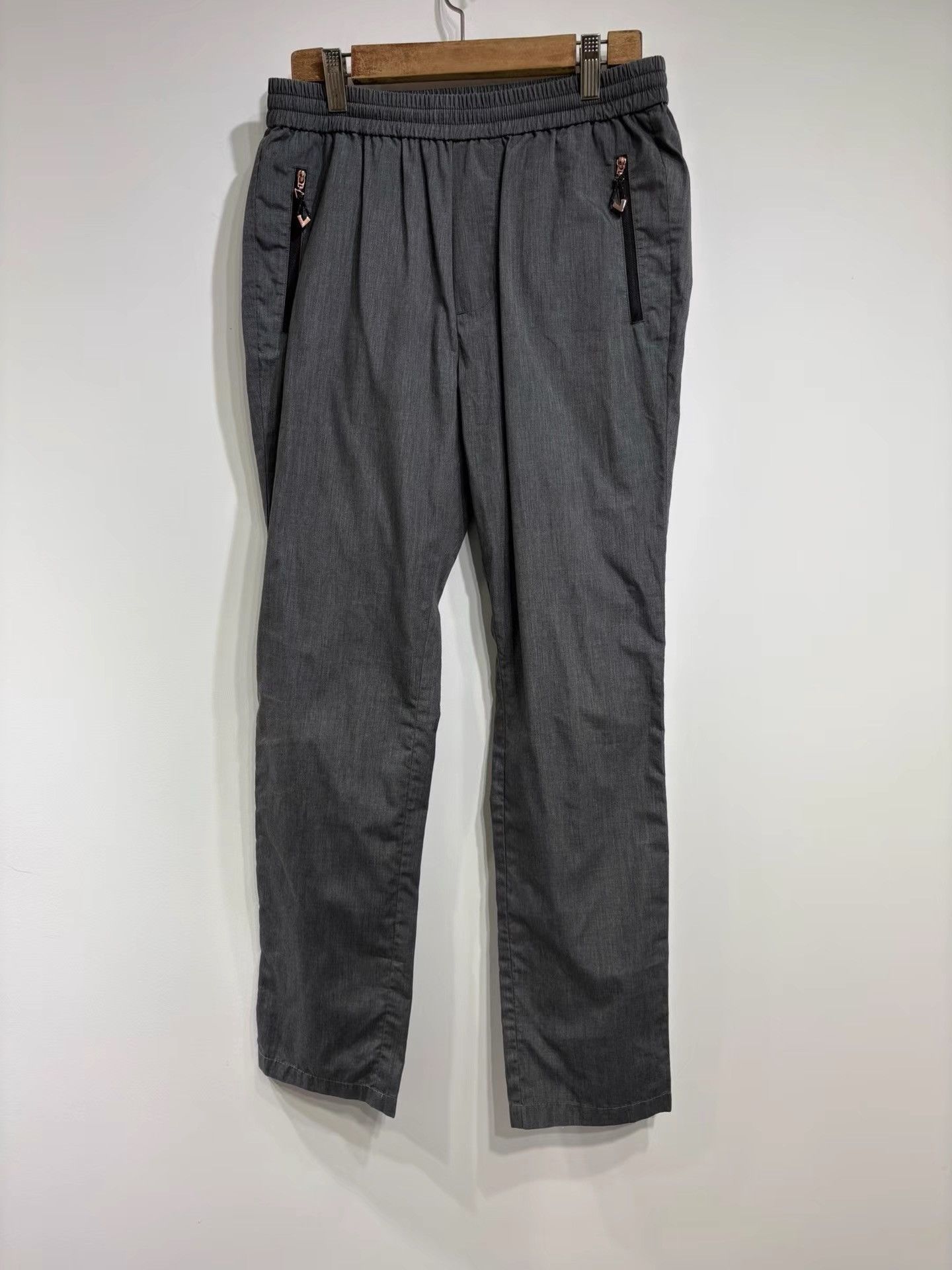 Givenchy Givenchy Men's Gray Casual Pants K29 Size US 32 / EU 48 - 1 Thumbnail