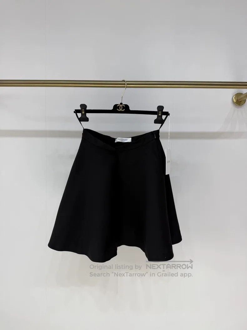 Valentino Valentino Classic silk wool umbrella skirt Size XXS / US 00 / IT 34 - 1 Thumbnail