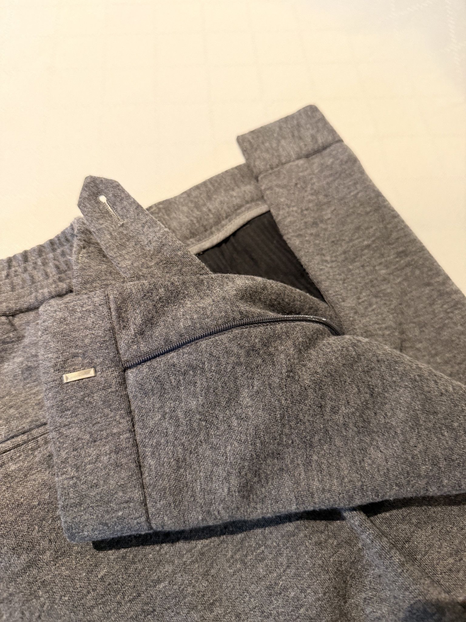 J.Crew J. Crew Gray Jersey Suit Size 36R - 8 Thumbnail