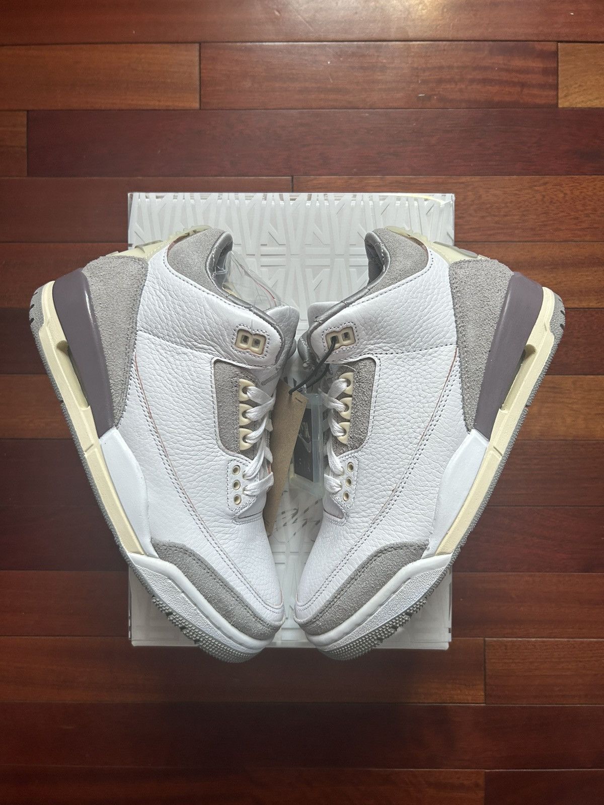 A Ma Maniere × Jordan Brand Air Jordan 3 A Ma Maniere (W) Size US 5 / EU 37 - 3 Thumbnail