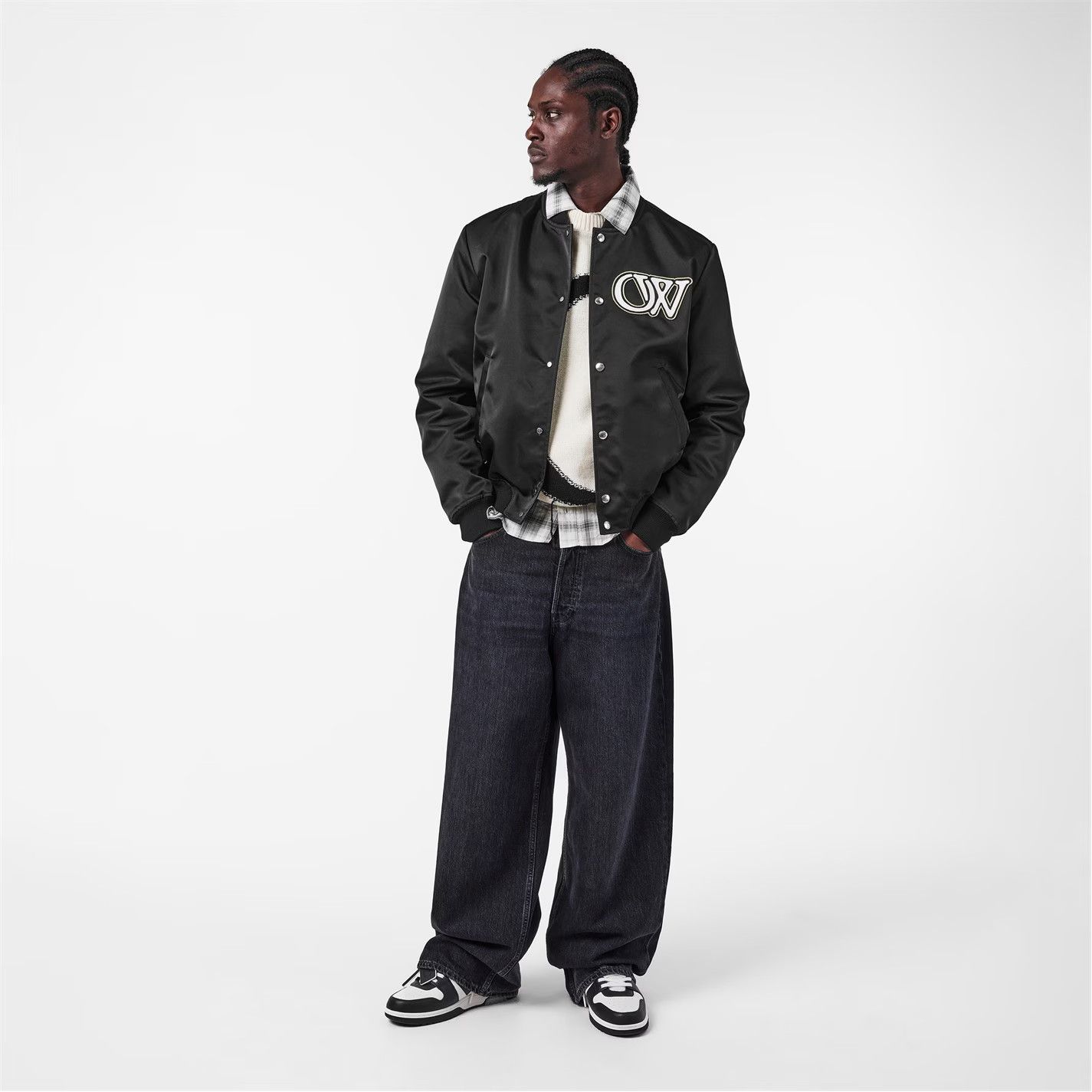 Off-White o1g2r1mq0326 Monogram Bomber Jacket in Black Size US L / EU 52-54 / 3 - 6 Thumbnail
