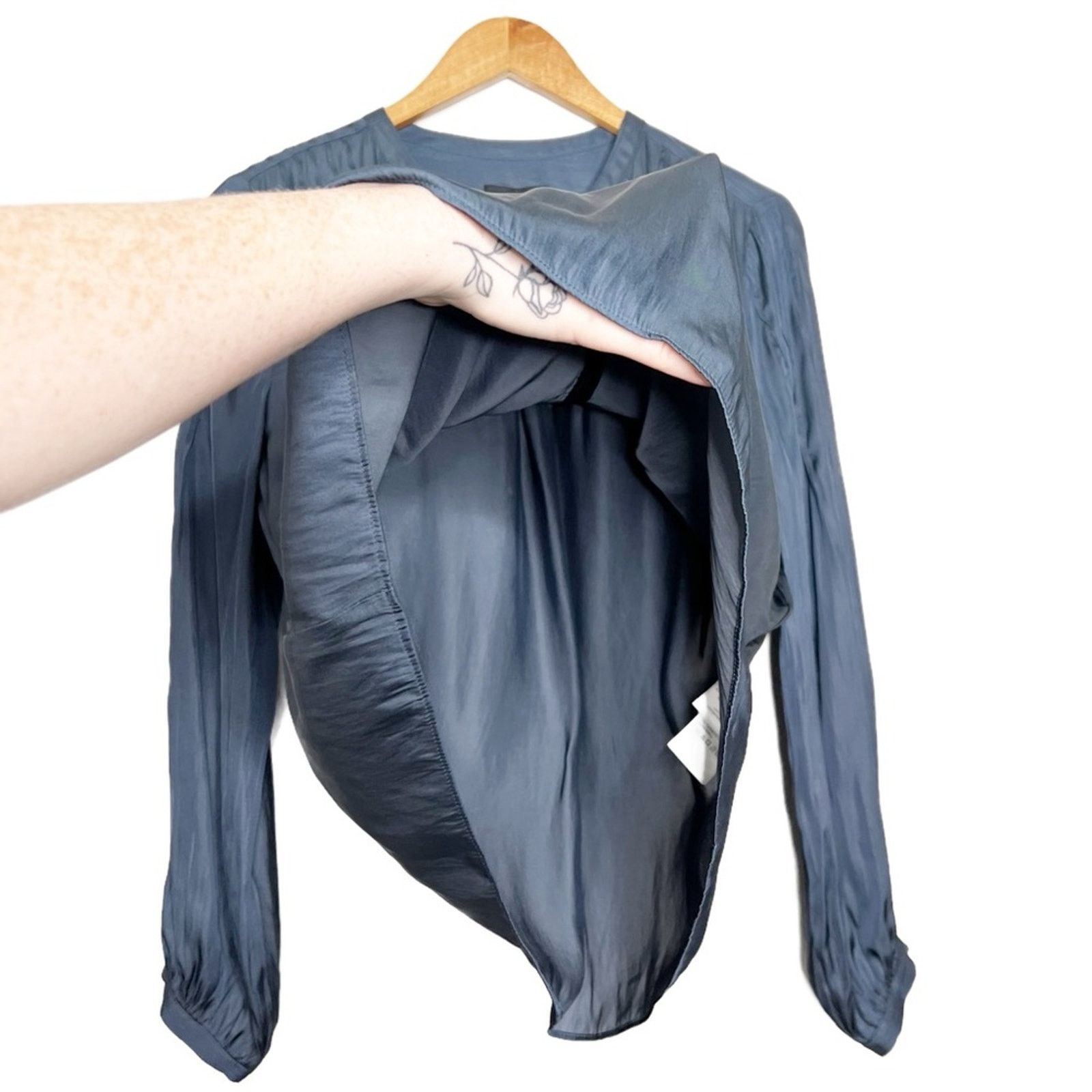 J.Crew New with tag J. Crew Women's Teal Satin Business Blouse Size M / US 6-8 / IT 42-44 - 5 Thumbnail