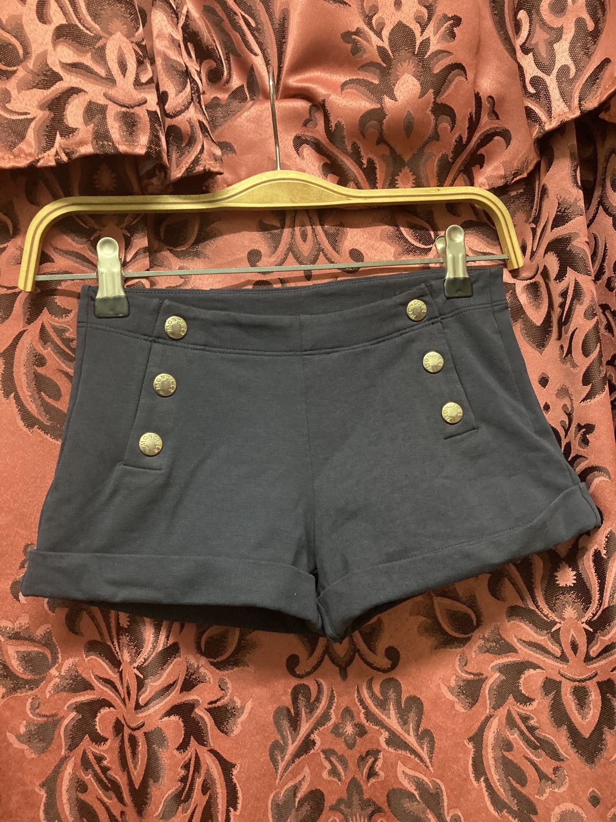 Moncler Moncler short pant Size US 26 / EU 42 - 3 Thumbnail