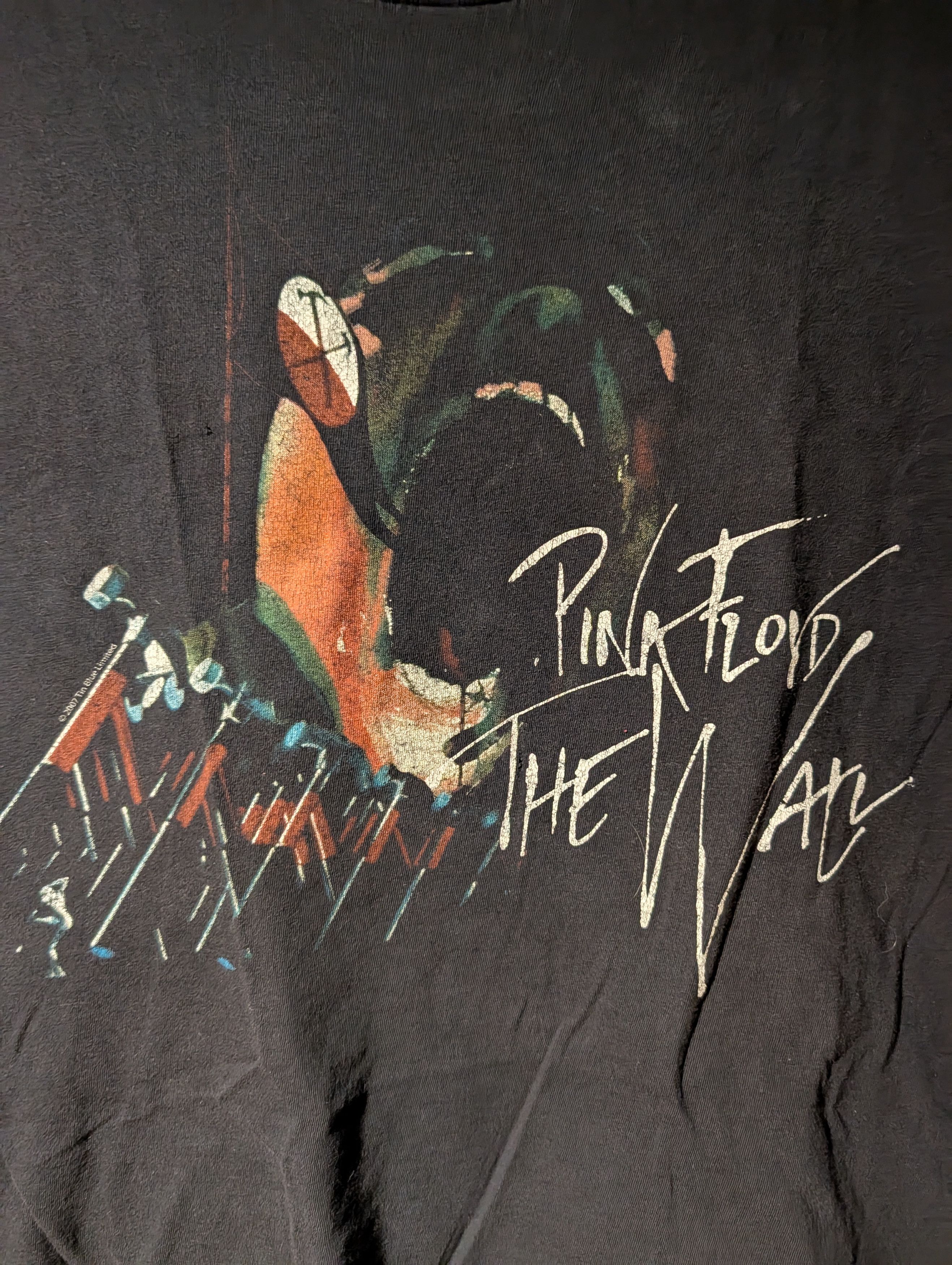 Band Tees Vintage 2007 Pink Floyd The Wall Music Band Womans T-Shirt Size US M / EU 48-50 / 2 - 2 Thumbnail