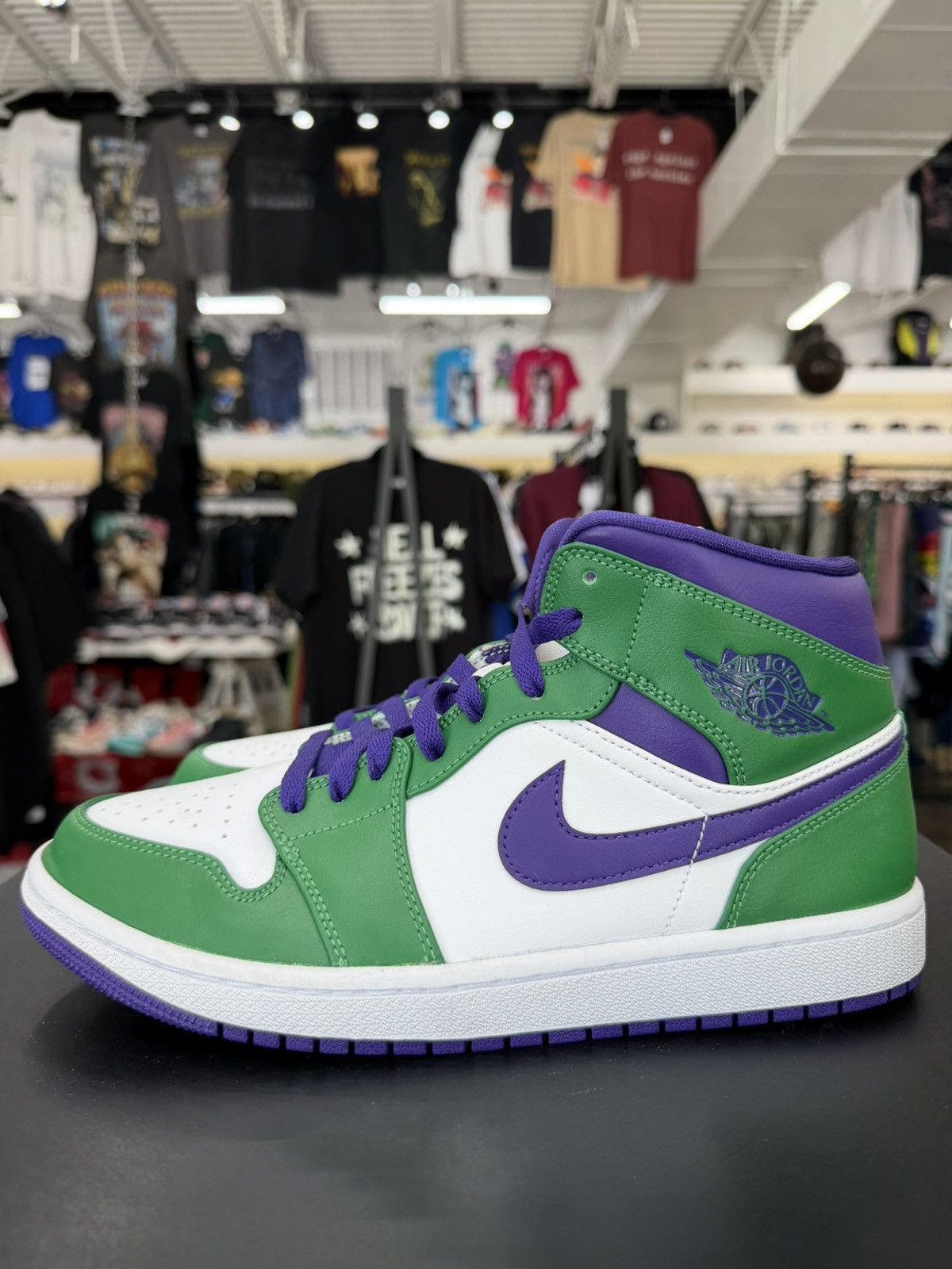 Jordan Brand Jordan 1 Mid Incredible Hulk Size 8.5 (2020) Size US 8.5 / EU 41-42 - 7 Thumbnail