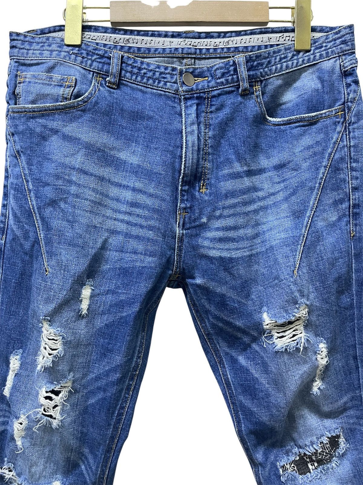 Number (N)ine Number N(ine) Skiny Jeans Distressed Size US 33 - 5 Thumbnail