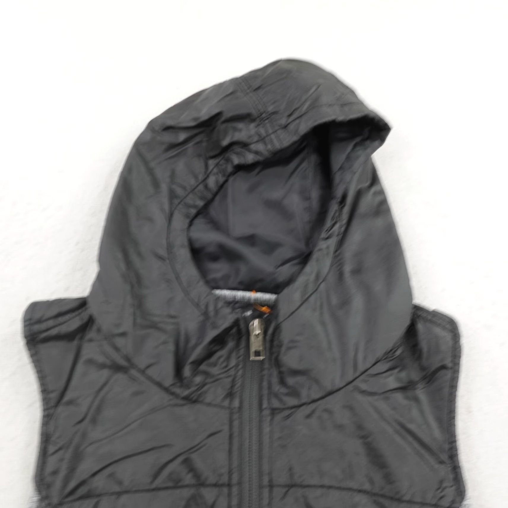 The North Face The North Face Vest Womens XS Gray Pseudio Hooded Full Zip Insulated Trail Running Outdoor Womens Size XS / US 0-2 / IT 36-38 - 2 Thumbnail