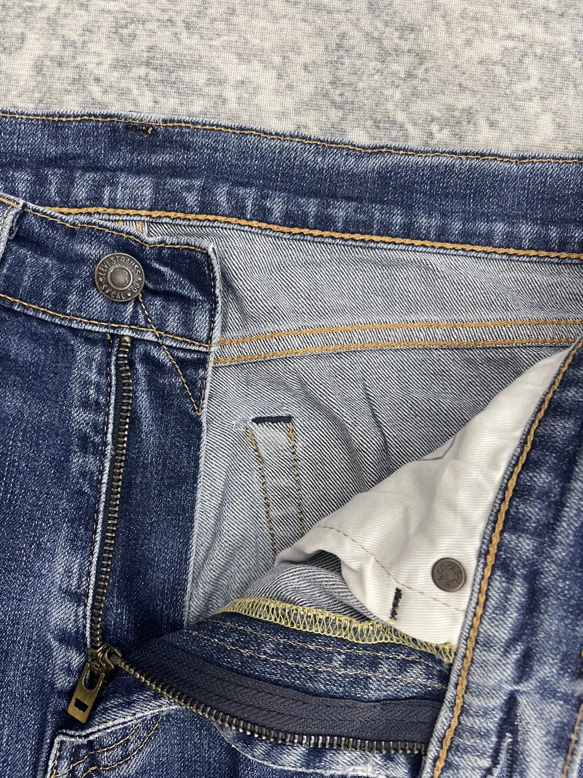 Levi's 90s Levis 505 Big E Distressed Denim Size US 31 - 6 Thumbnail