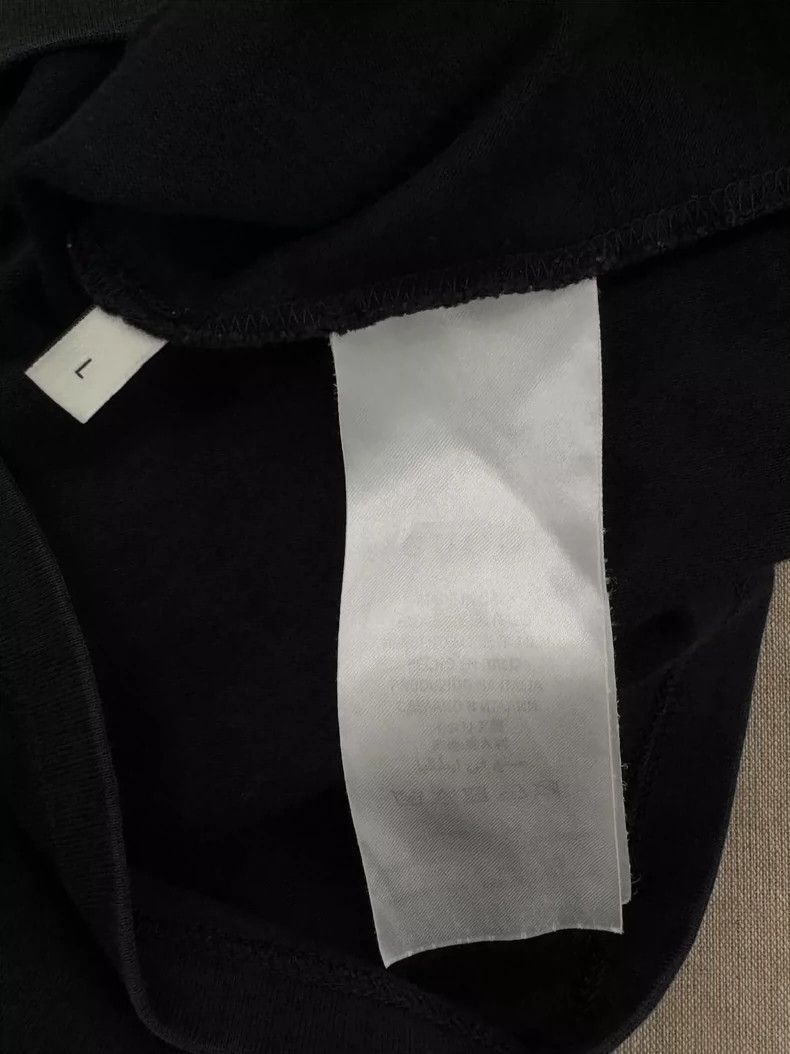 Gucci Gucci Black logo letter strawberry pattern round-neck short Size US L / EU 52-54 / 3 - 3 Thumbnail