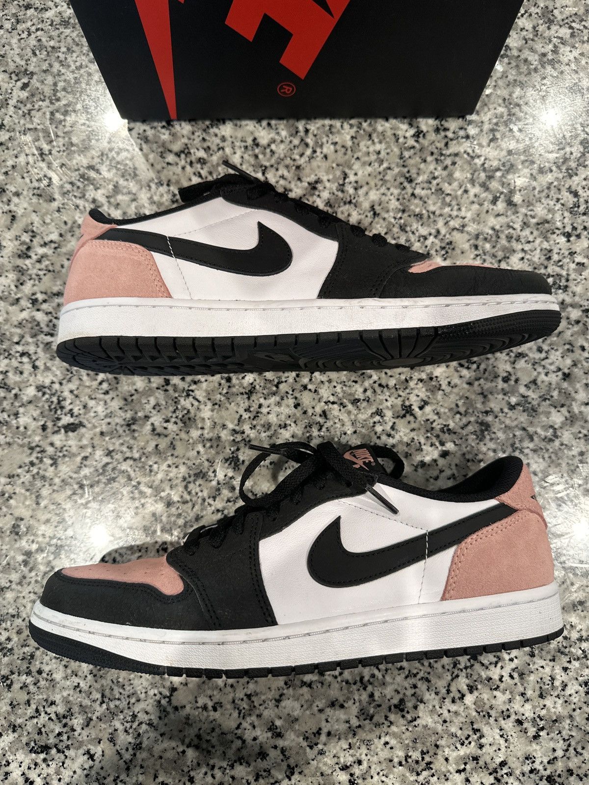 Nike Air Jordan 1 Retro Low OG Size US 10.5 / EU 43-44 - 1 Thumbnail