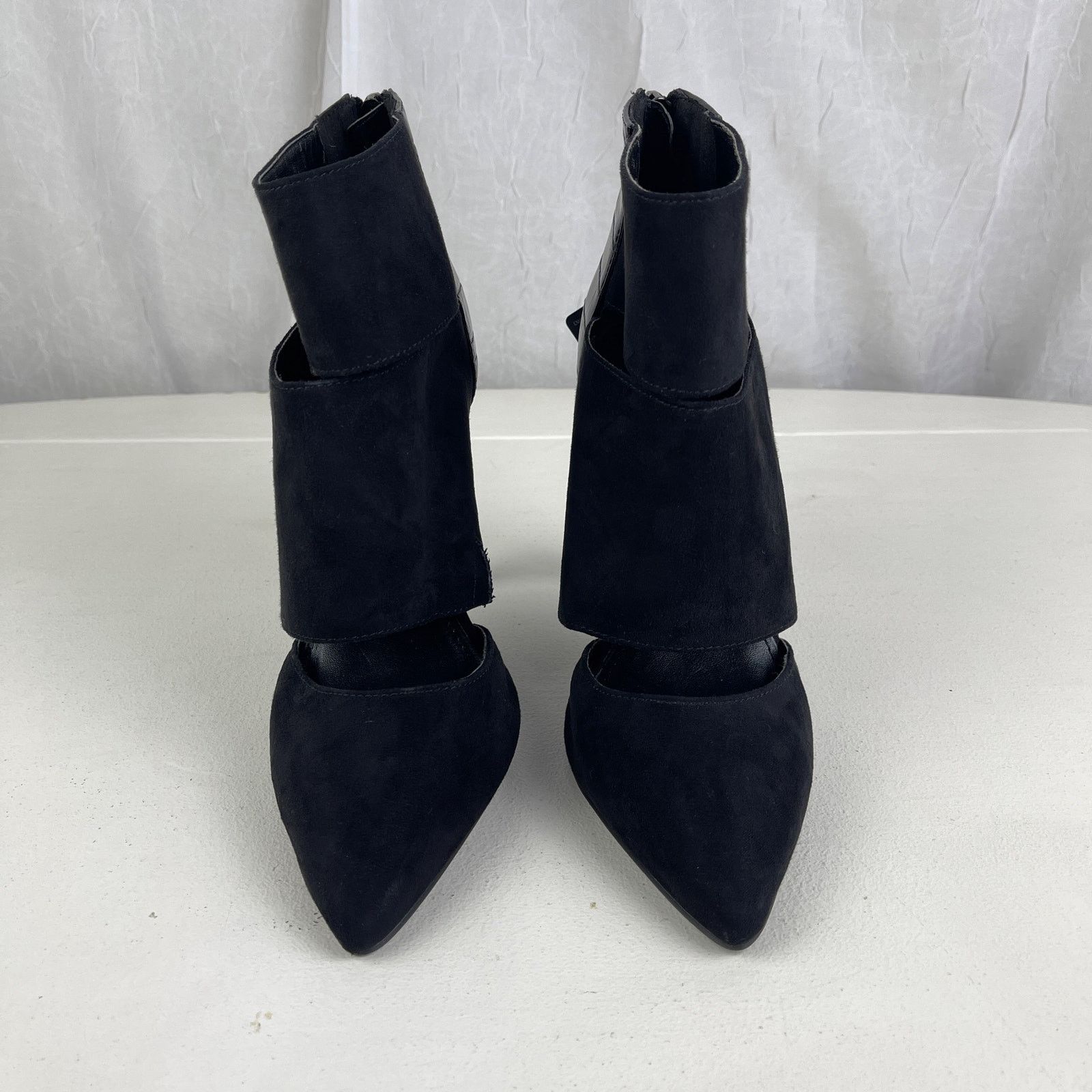 Express Express Stiletto Booties Heels Faux Suede Pointed Toe 6 NWT Size US 6 / IT 36 - 4 Thumbnail