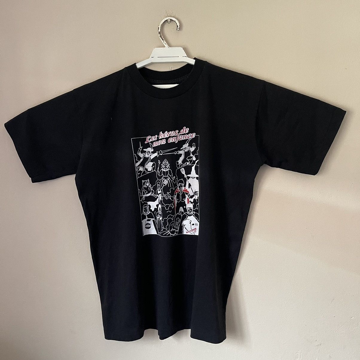 Vintage Vintage 90s Art T-Shirt Les Hero's Mon Enfance Graphic Shirt Size US XL / EU 56 / 4 - 1 Thumbnail