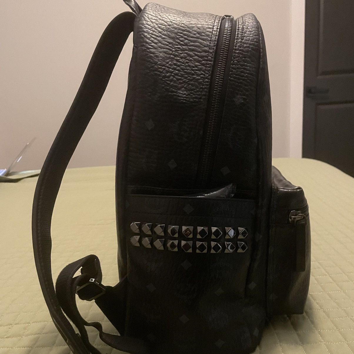 MCM MCM Stark Backpack Medium Black Leather Size ONE SIZE - 3 Thumbnail