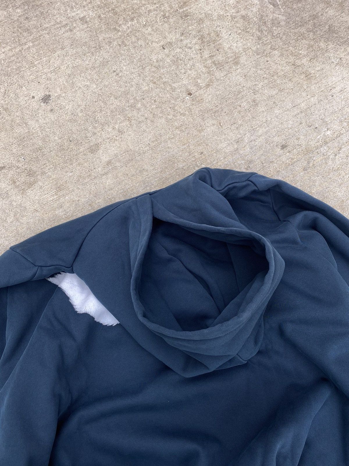 Gap × Yeezy NWT Yeezy Gap Dove Shrunken Hoodie by Balenciaga Size US XL / EU 56 / 4 - 3 Thumbnail