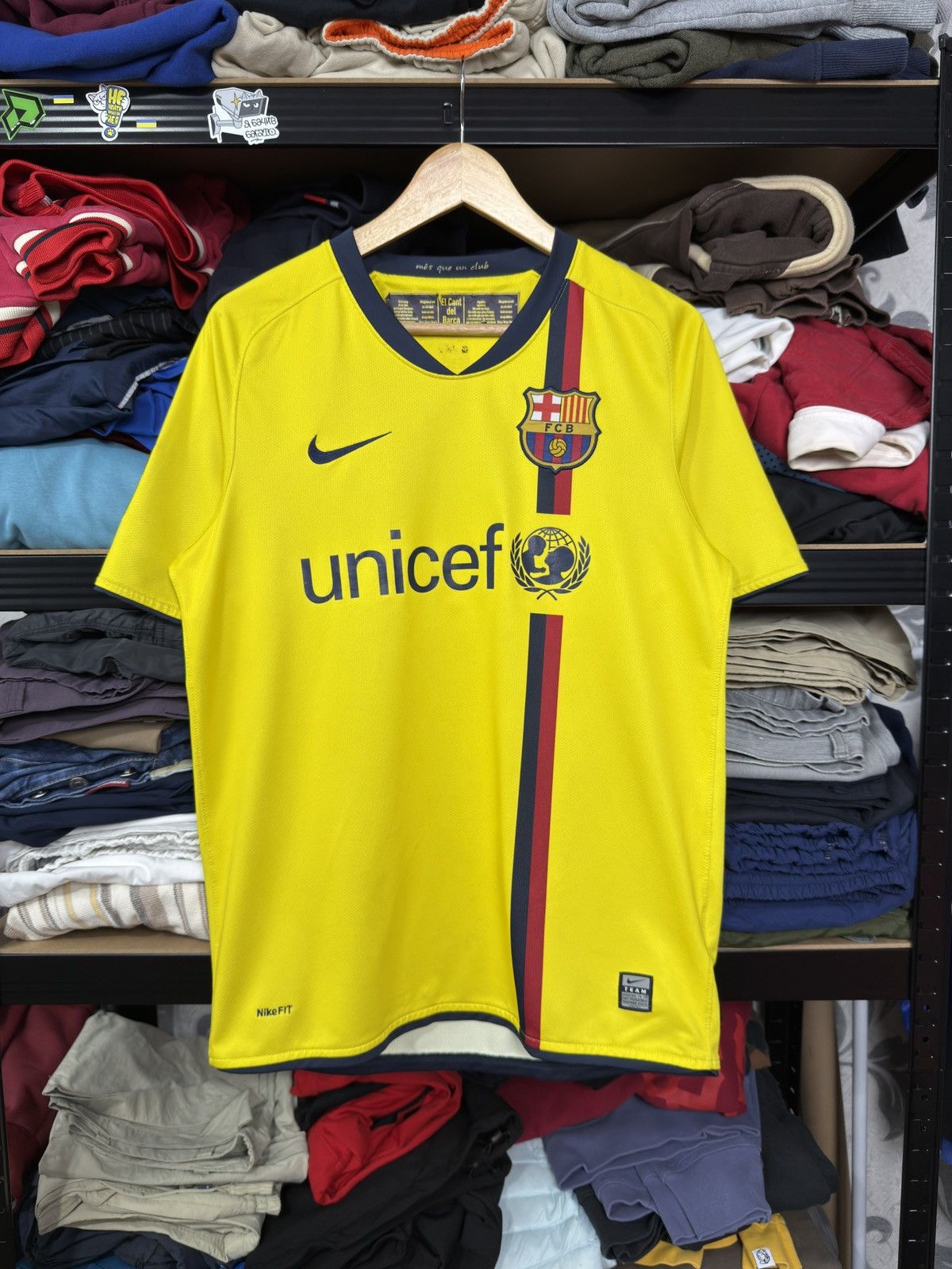 Nike NIKE BARCELONA 2008 2009 AWAY FOOTBALL SHIRT SOCCER JERSEY Size US S / EU 44-46 / 1 - 15 Thumbnail