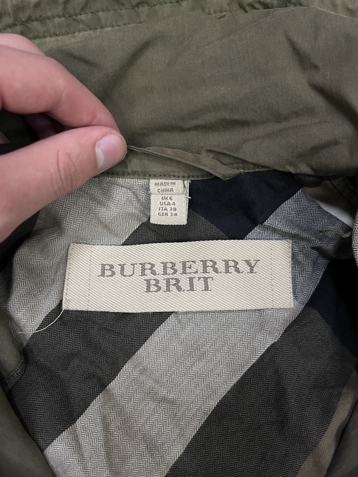 Burberry Burberry Brit Jacket Khaki Double-Breasted Belted Trench Size XS / US 0-2 / IT 36-38 - 4 Thumbnail