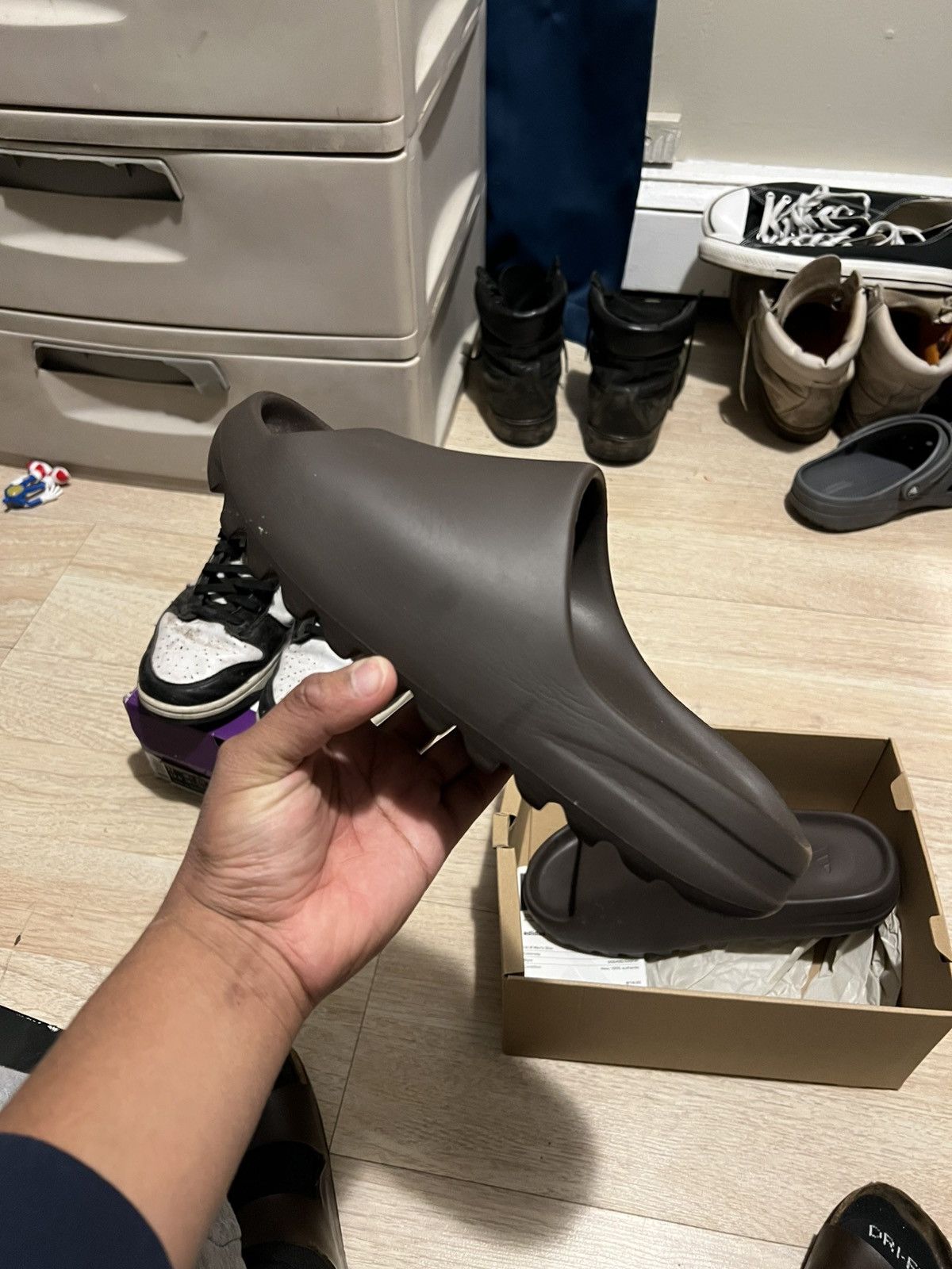 Yeezy yezzy slides Size US 11 / EU 44 - 1 Thumbnail