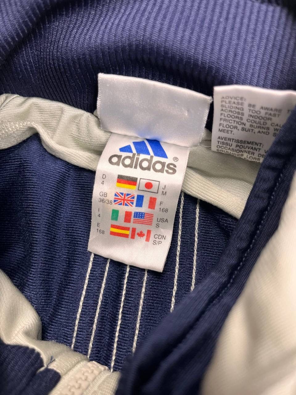 Adidas × Vintage Vintage Adidas Boxy Archival Zip Hoodie Y2K L Size US L / EU 52-54 / 3 - 7 Thumbnail