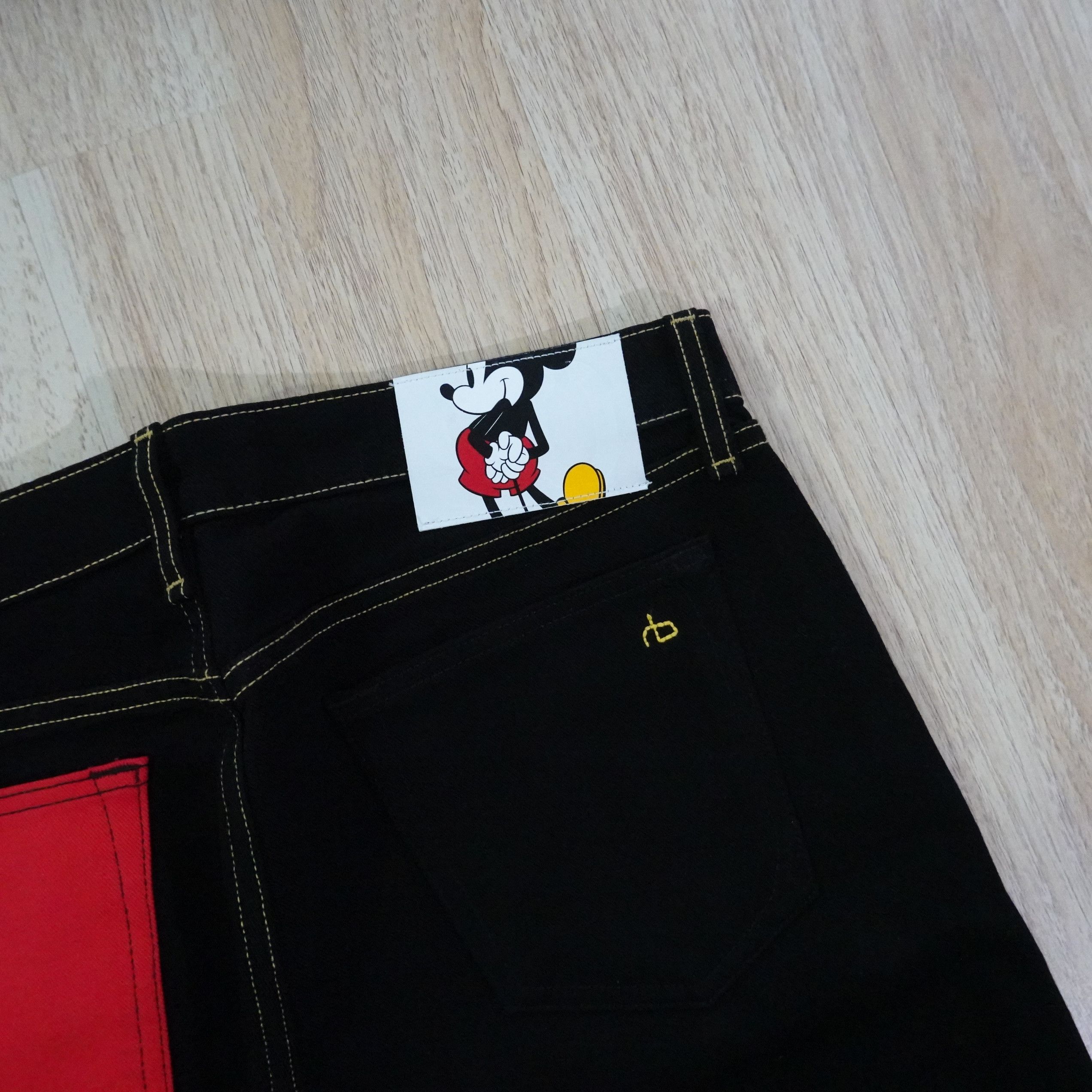 Rag & Bone Rag & Bone x Disney Mickey Mouse Jeans – Size 33 – NWT Size US 33 - 3 Thumbnail