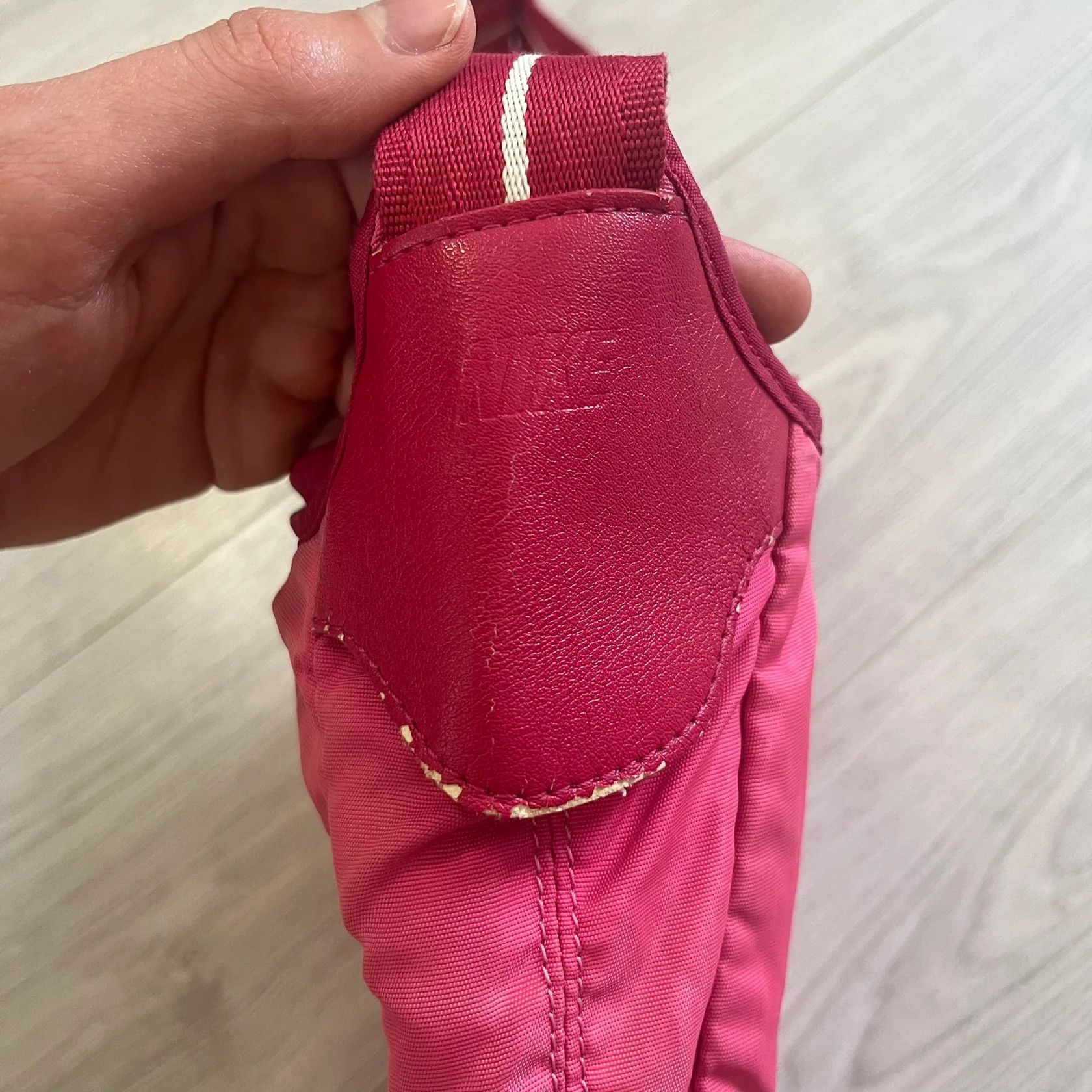 Nike vintage nike nylon sling bag pink Size ONE SIZE - 5 Thumbnail