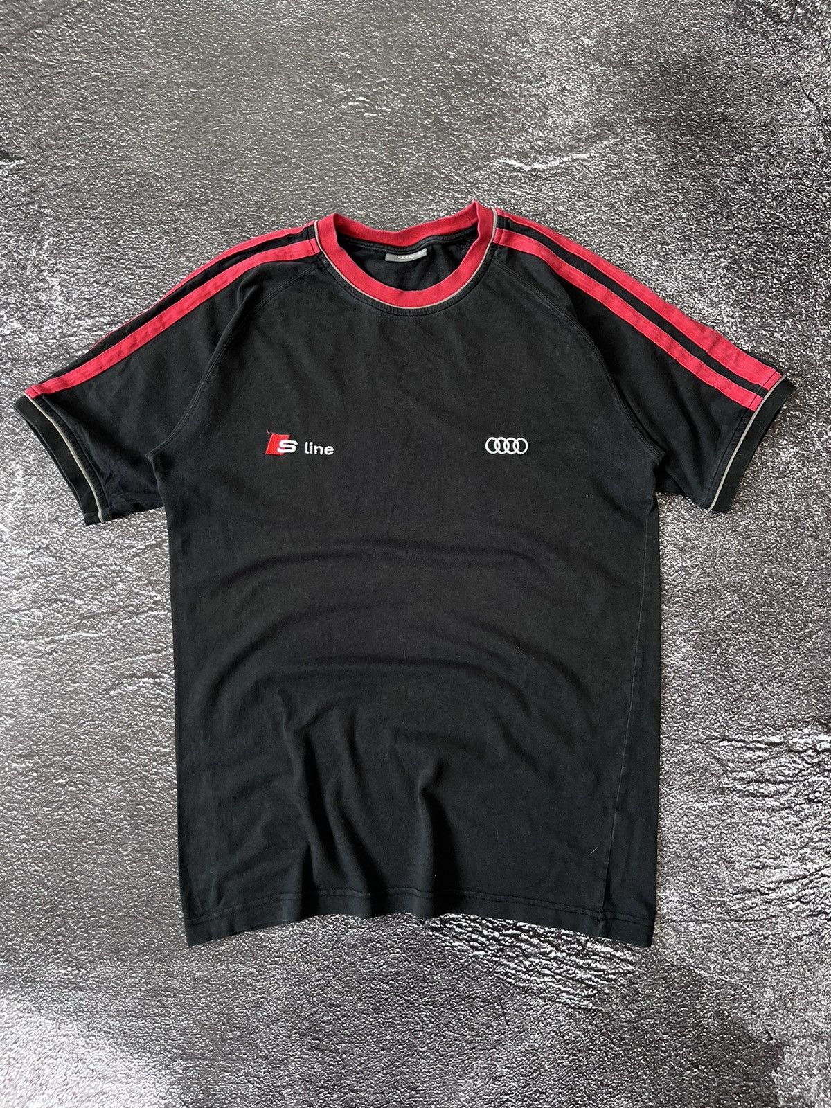 Vintage Vintage Y2K Audi S Line Embroidered Racing Tee T-Shirt Size US M / EU 48-50 / 2 - 1 Thumbnail
