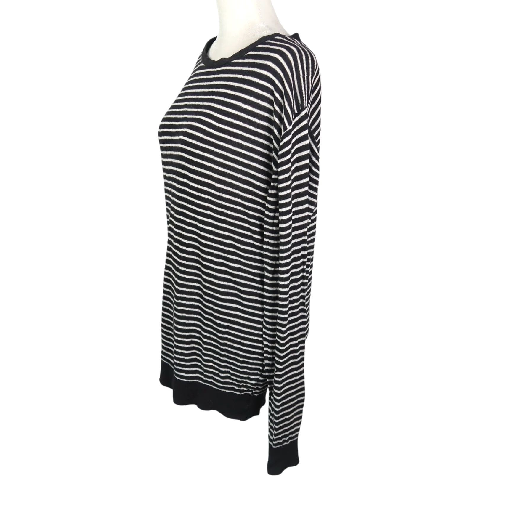 American Apparel VINTAGE American Apparel Black and Cream Stripe Lightweight Sweater Mens L Size US L / EU 52-54 / 3 - 3 Thumbnail