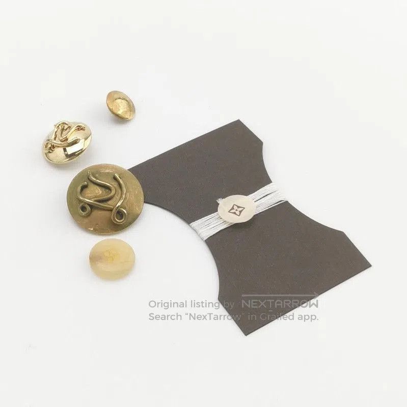 Louis Vuitton Louis Vuitton Cashmere Sleeveless Top with Pin. Size US M / EU 48-50 / 2 - 6 Thumbnail