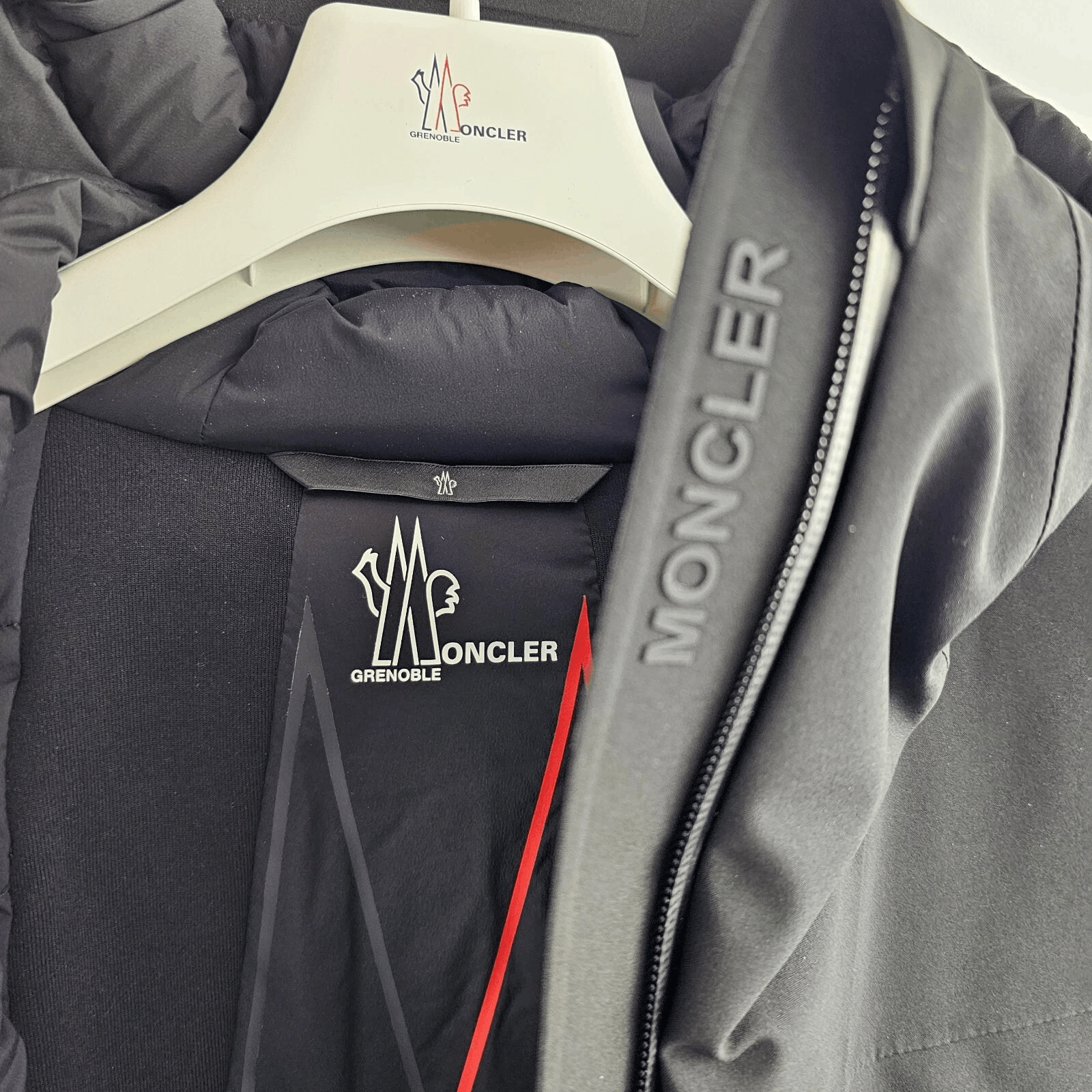 Moncler MONCLER GRENOBLE Chanavey Padded Ski Jacket New 2 Size S / US 4 / IT 40 - 11 Thumbnail