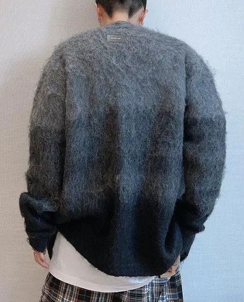 VIBE Gradient Fluffy Knit Cardigan Sweater Size US XL / EU 56 / 4 - 2 Thumbnail