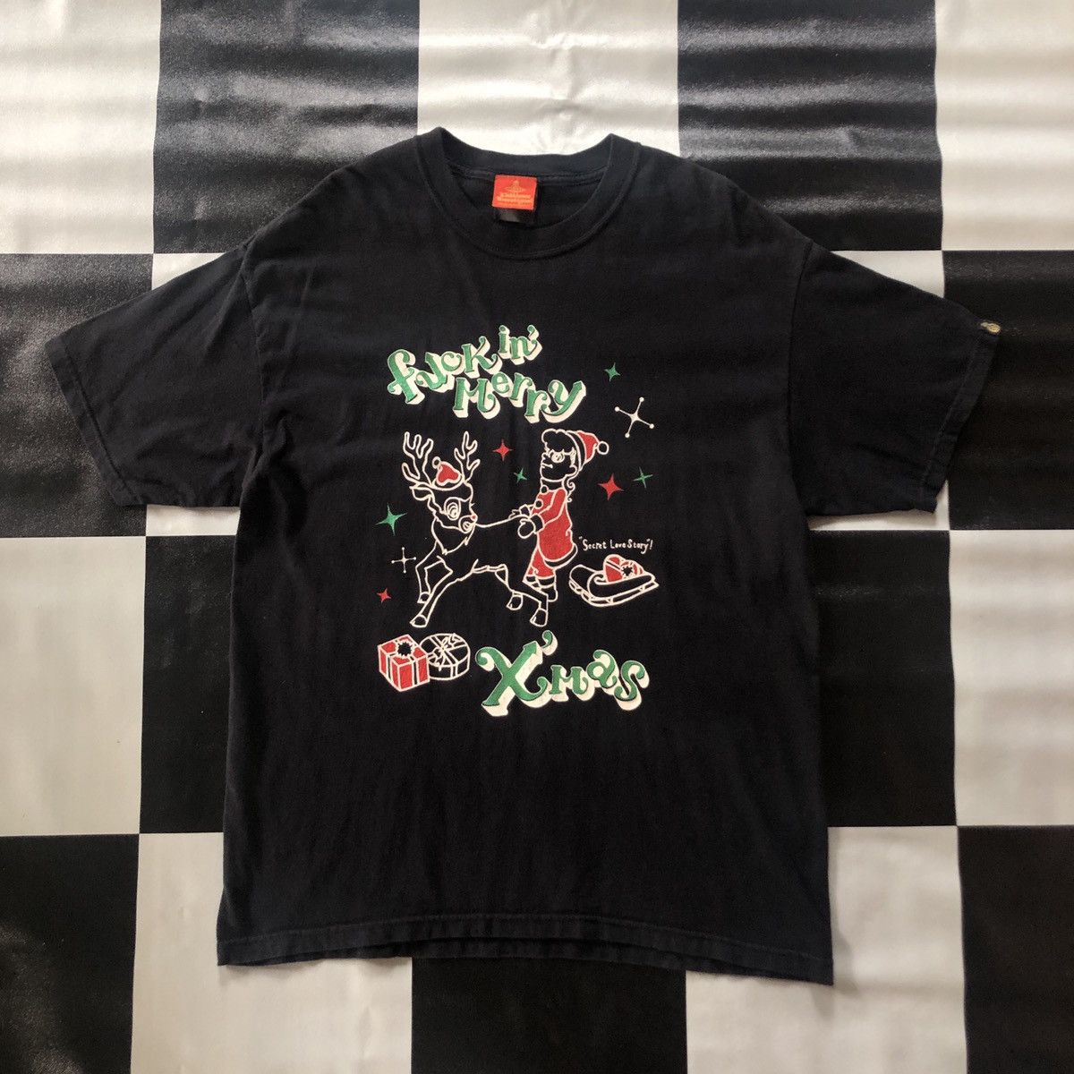 Hanes × Japanese Brand × Vintage Kishidenne Wrerutogood Fuckin Merry Xmas Tee Shirt Size US L / EU 52-54 / 3 - 1 Thumbnail