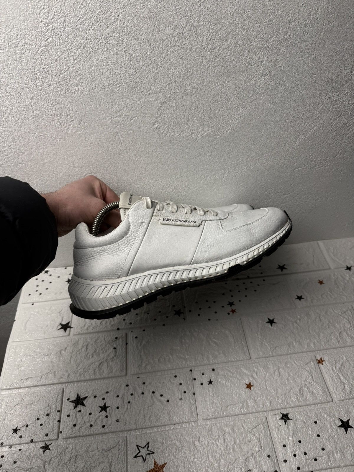 Emporio Armani Men US9 UK8 EUR42 Sneakers White Leather