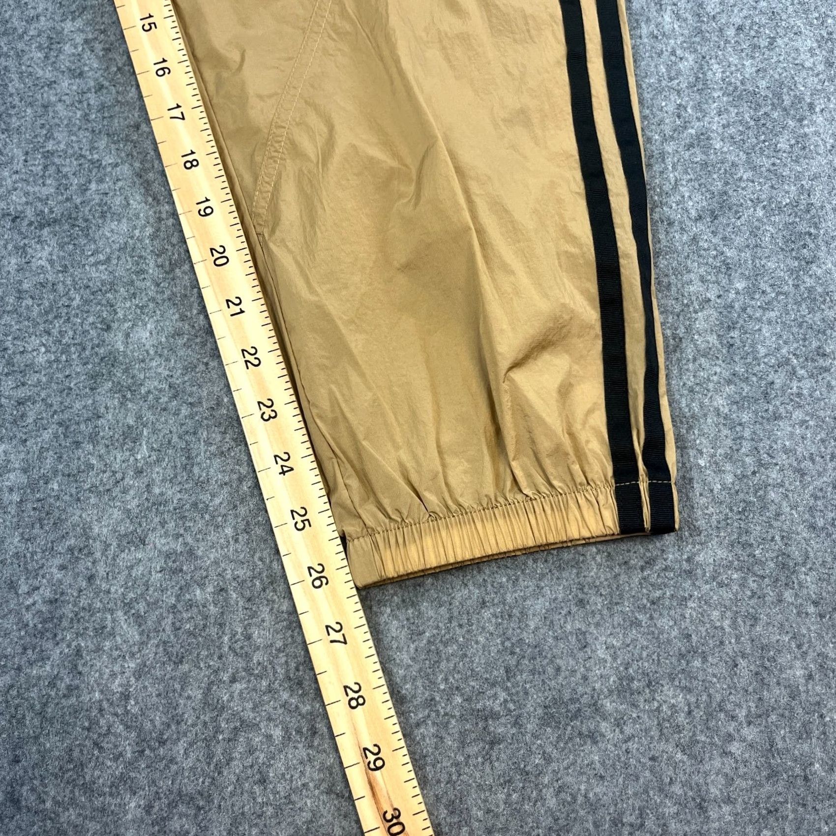 Adidas Adidas Womens Track Pants Sweat Joggers Small UK10 Pop Button Gold BNWT Size 32" / US 10 / IT 46 - 4 Thumbnail