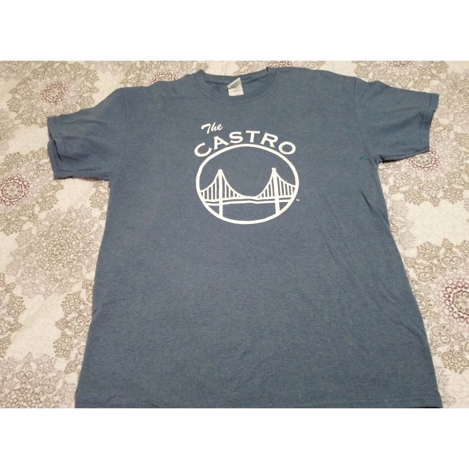 Gildan Golden State Warriors Castro Logo Basketball Blue T-Shirt L Mens Short Sleeve Crew Neck XS? Size US L / EU 52-54 / 3 - 2 Thumbnail