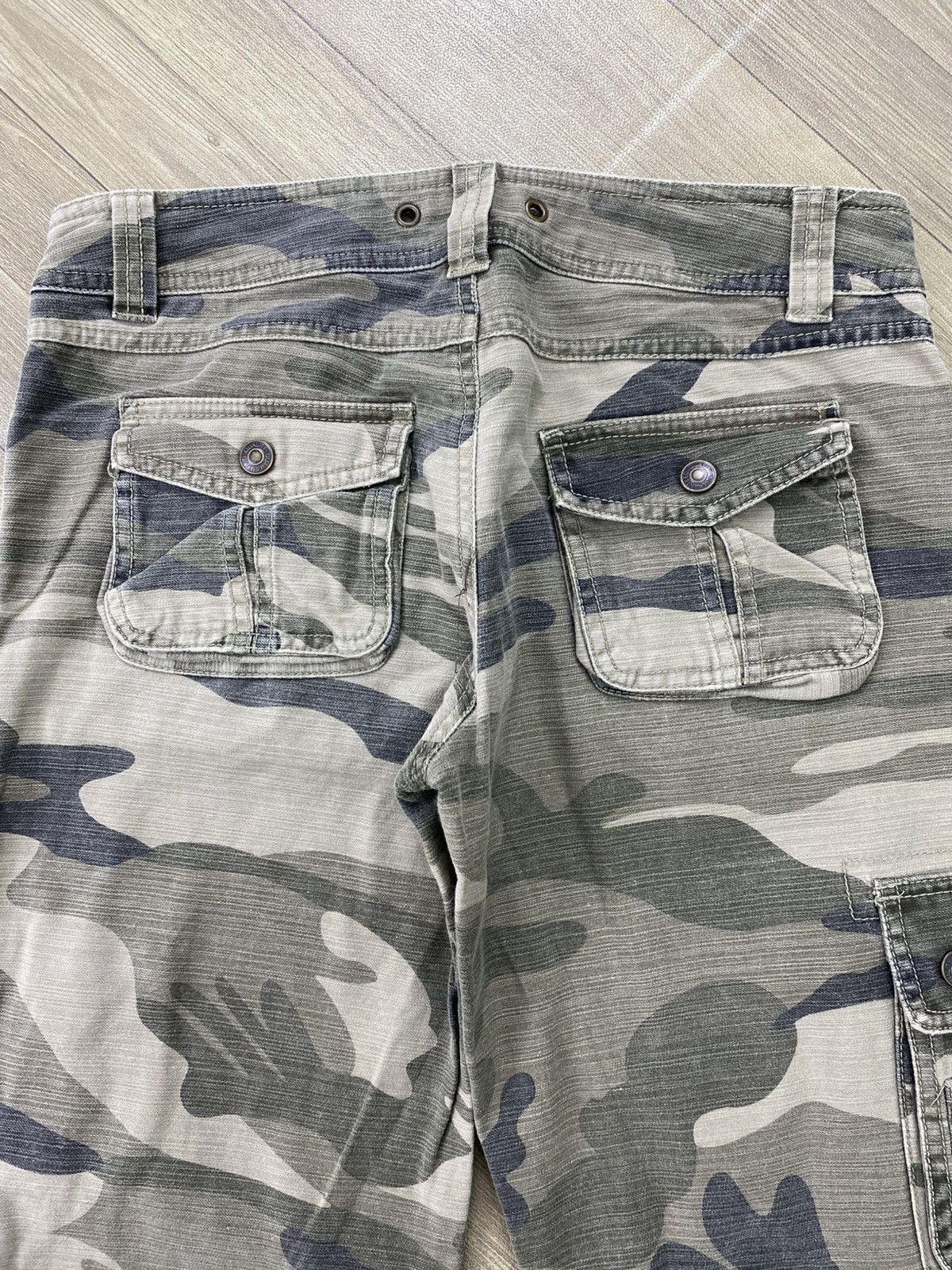 Hysteric Glamour Vintage Rote Rose Bondage Camo Military Lgb Flared Pants Y2K Size US 29 - 13 Thumbnail