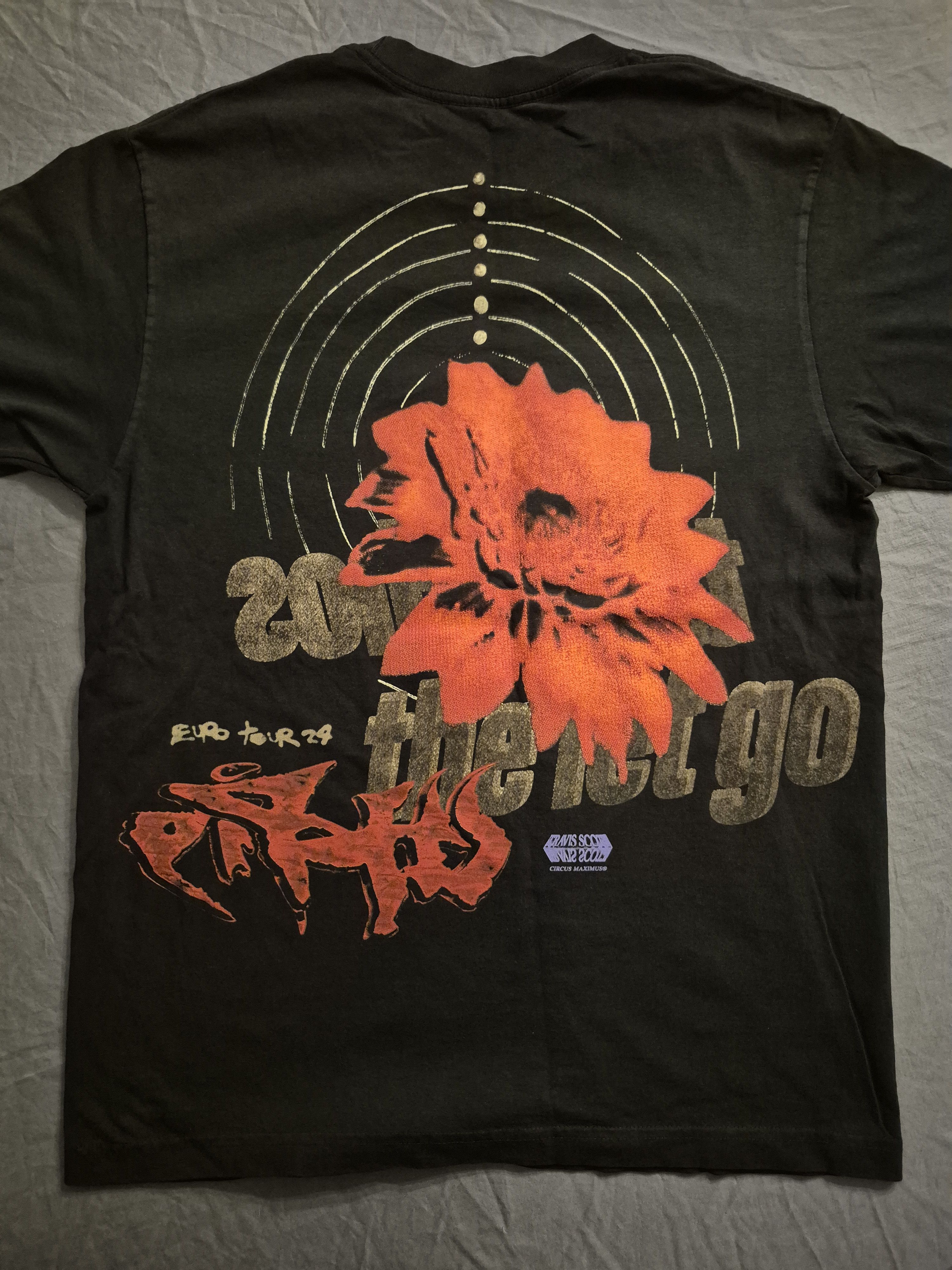 Travis Scott Travis Scott Utopia Tour Tee Size Medium Size US M / EU 48-50 / 2 - 3 Thumbnail