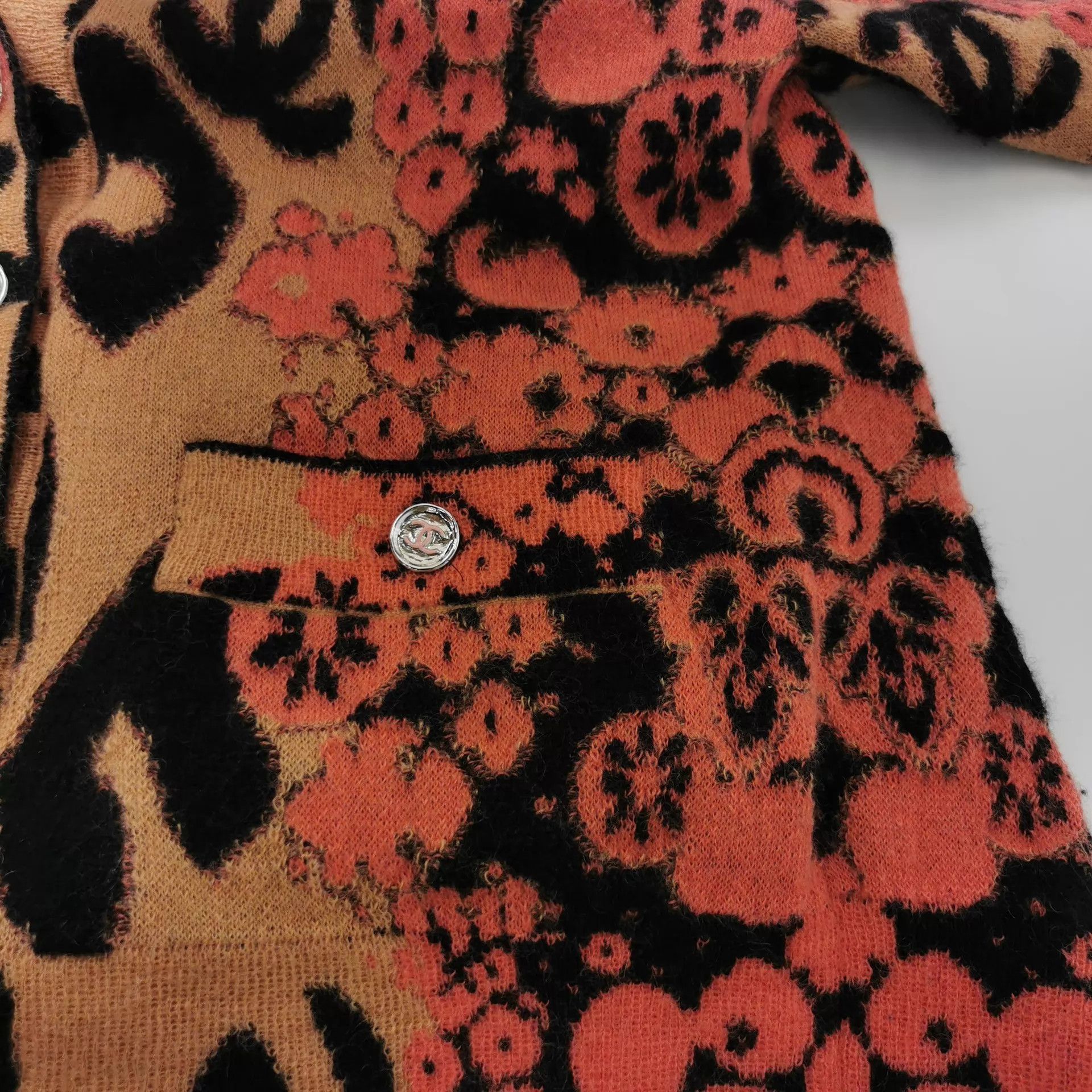 Chanel Chanel Classic Short Jacket Size XS / US 0-2 / IT 36-38 - 7 Thumbnail