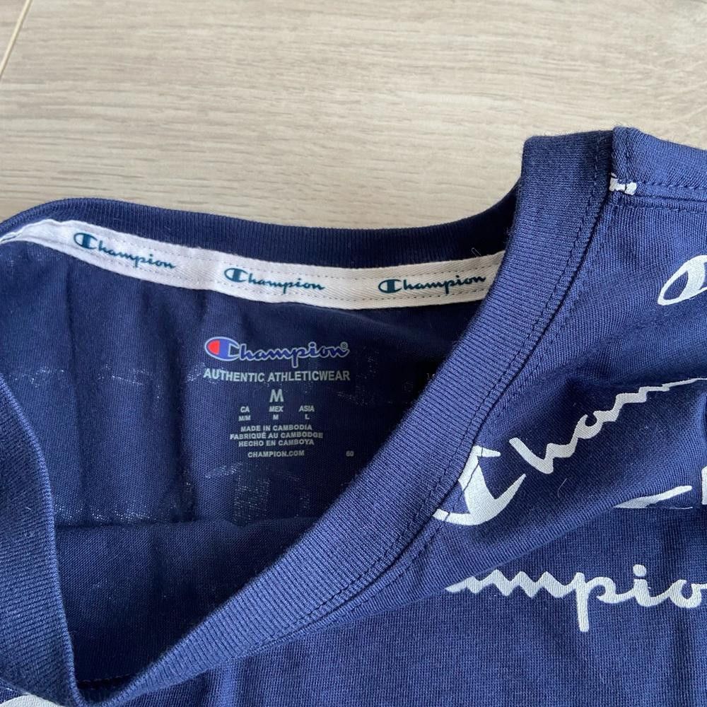 Champion Champion Women's Logo Crop Top - Stylish Navy Tee Size M / US 6-8 / IT 42-44 - 3 Thumbnail