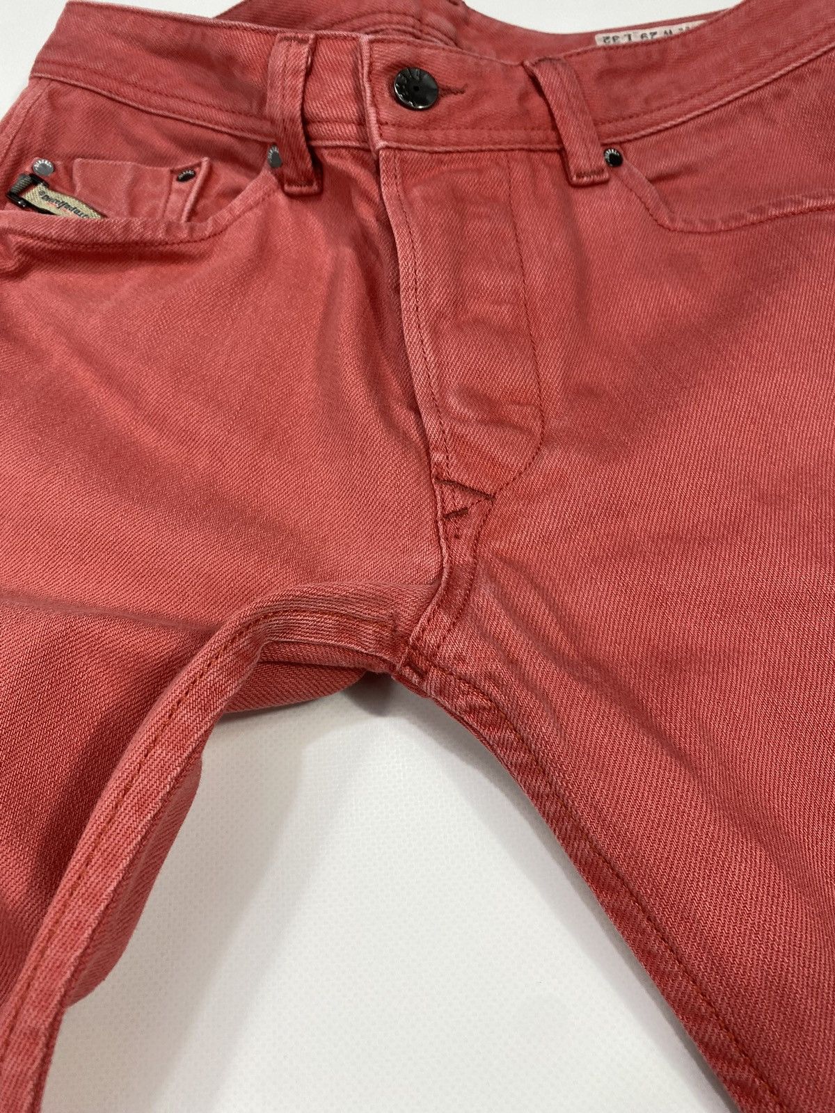 Diesel Diesel Darron Regular Slim Tapered Denim Jeans Pants Coral Size US 29 - 14 Thumbnail