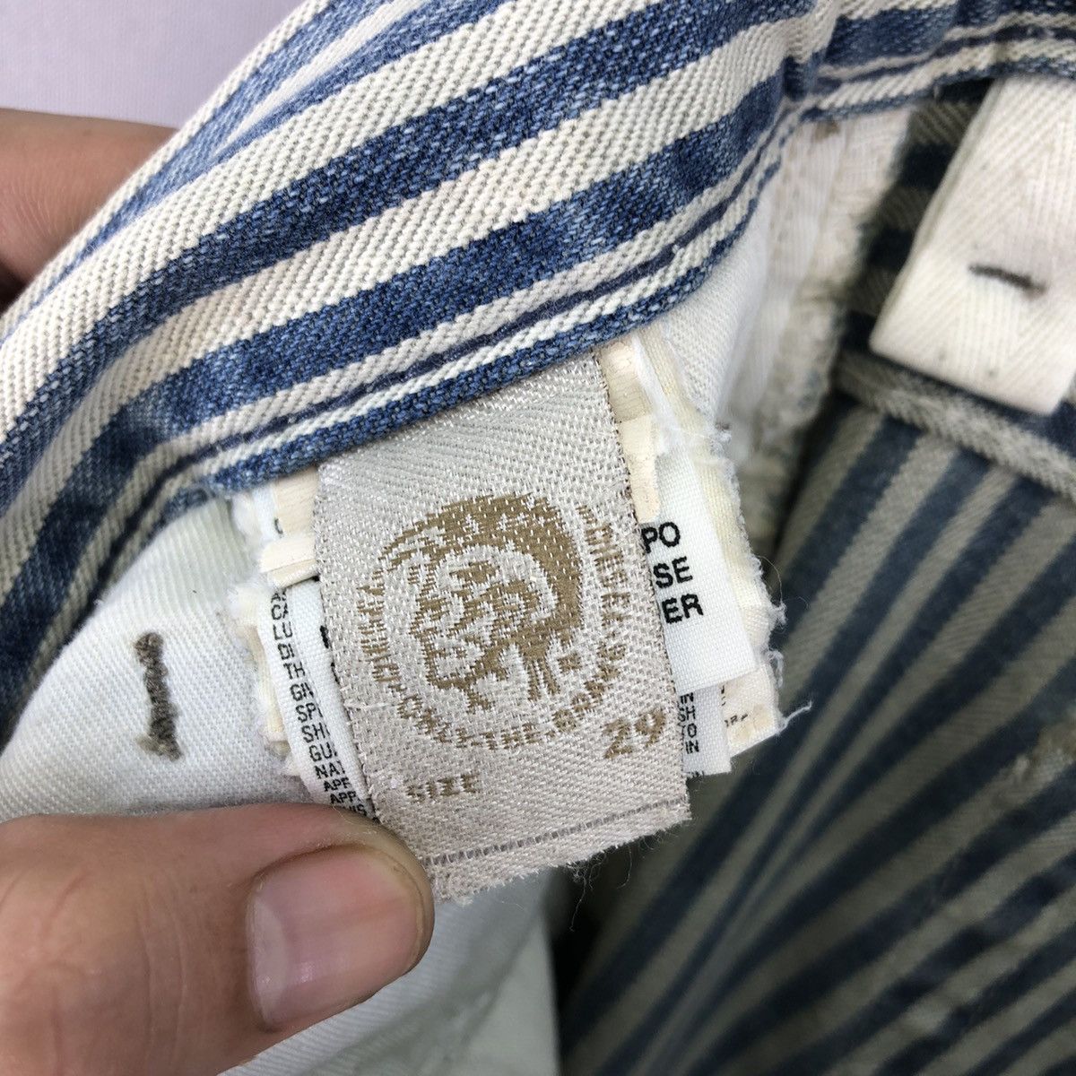 Diesel Archive 1990s Diesel Low Rise Hickory Faded Jeans Size 32" / US 10 / IT 46 - 16 Thumbnail