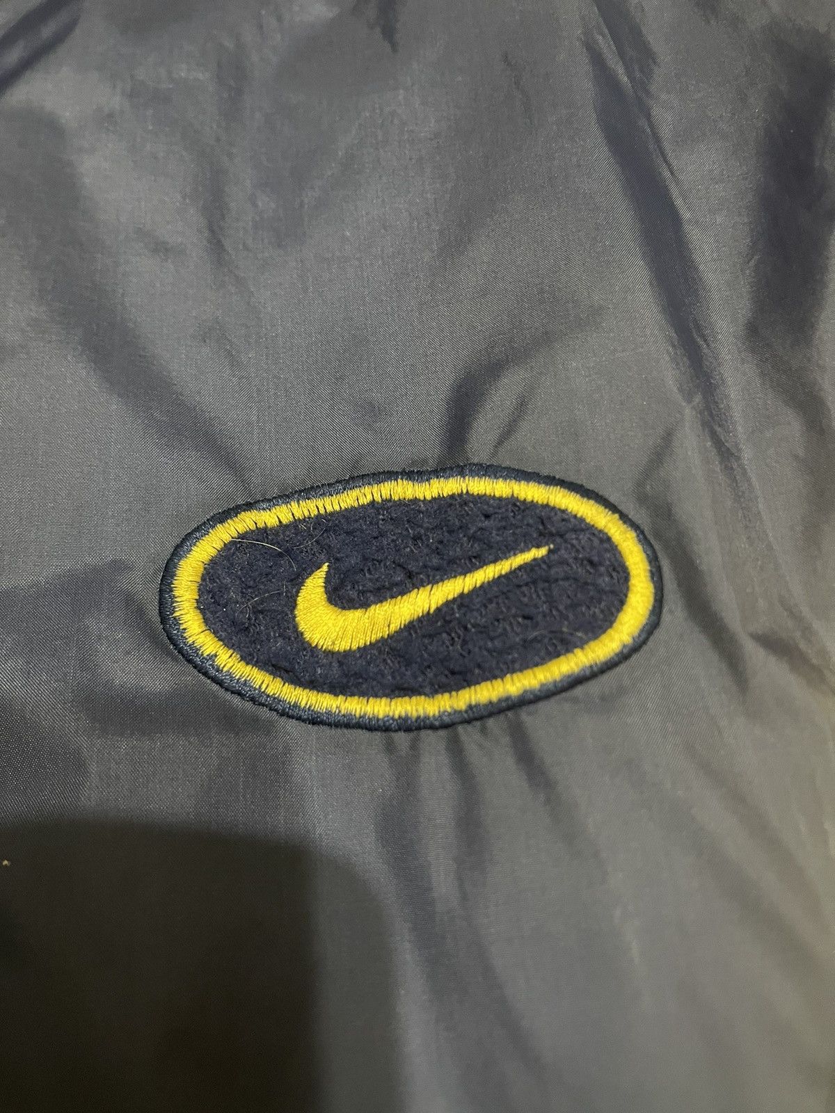 Nike NIKE VINTAGE RETRO BIG LOGO RARE JACKET SIZE L-XL Size US L / EU 52-54 / 3 - 7 Thumbnail
